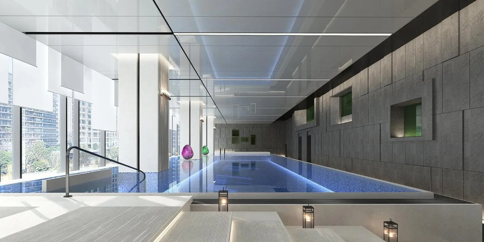 Swimming Pool in Crowne Plaza Zhengzhou High Tech Zone, an IHG Hotel