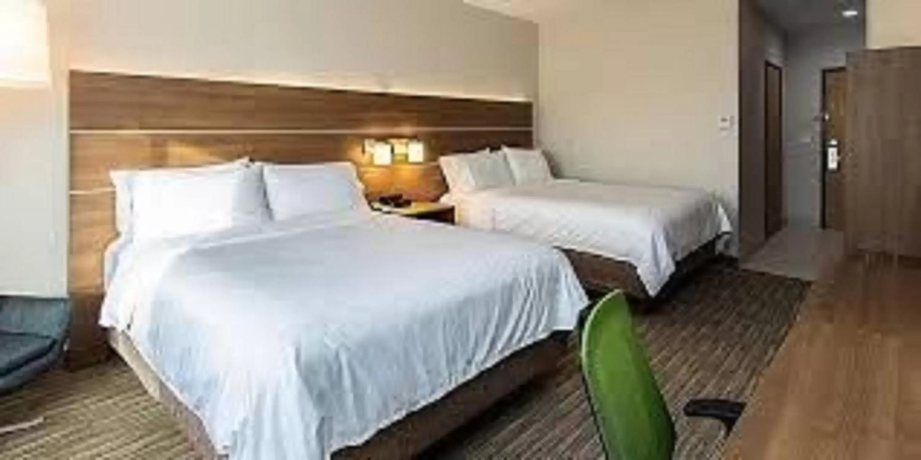 Photo of the whole room, Bed in Holiday Inn Express McComb, an IHG Hotel