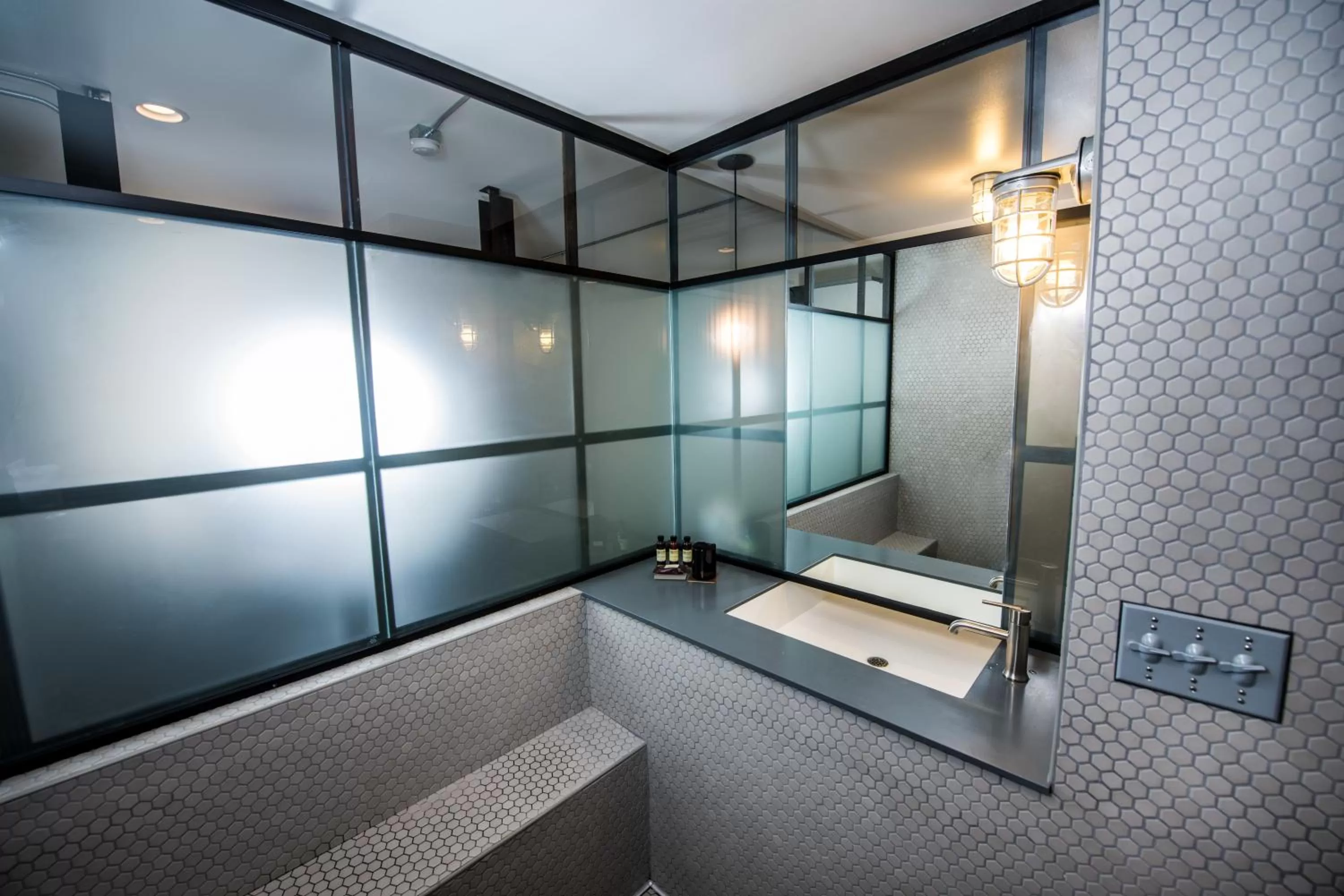 Shower in Found Re Phoenix