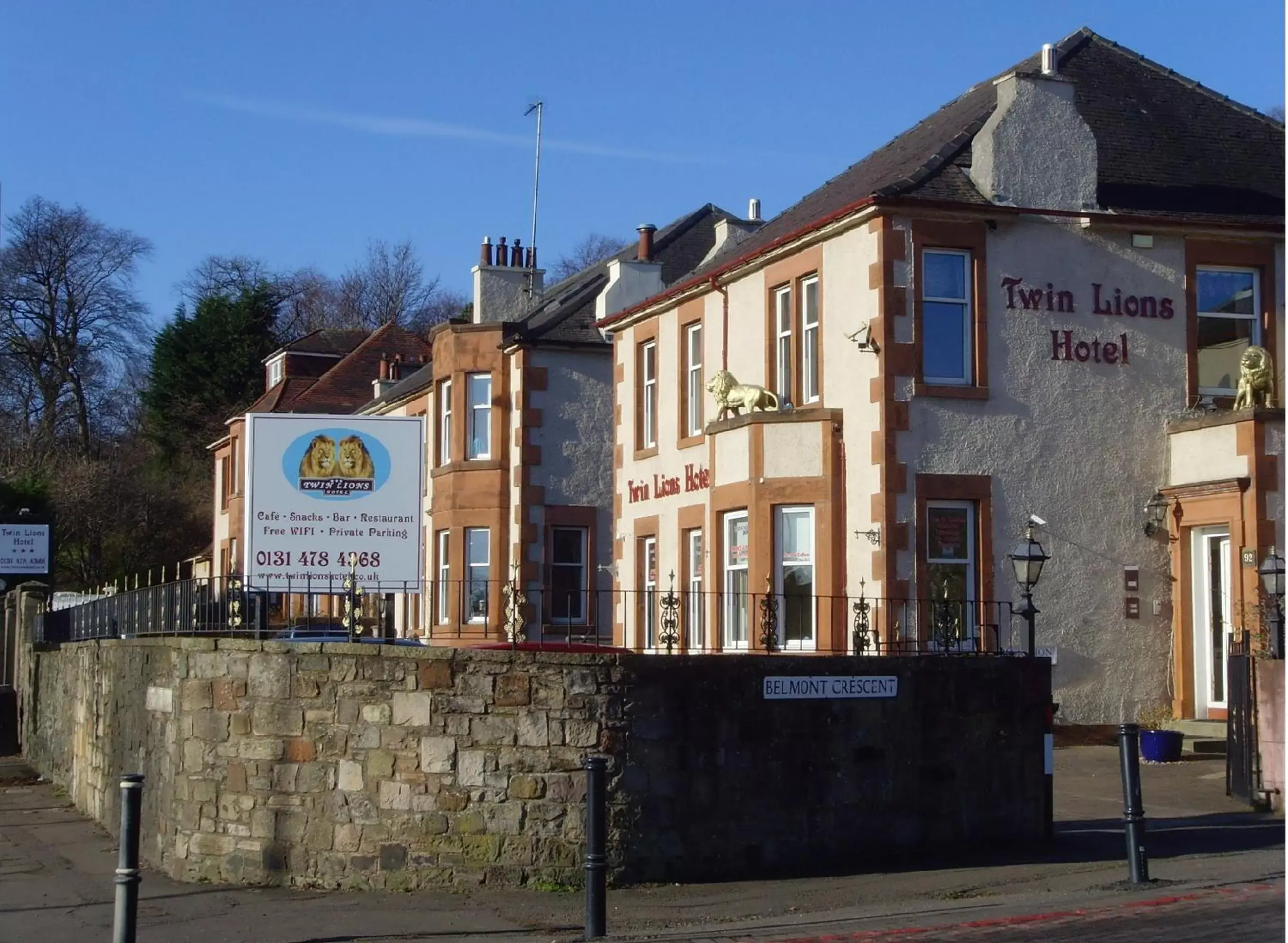 Facade/entrance, Property Building in Twin Lions Hotel