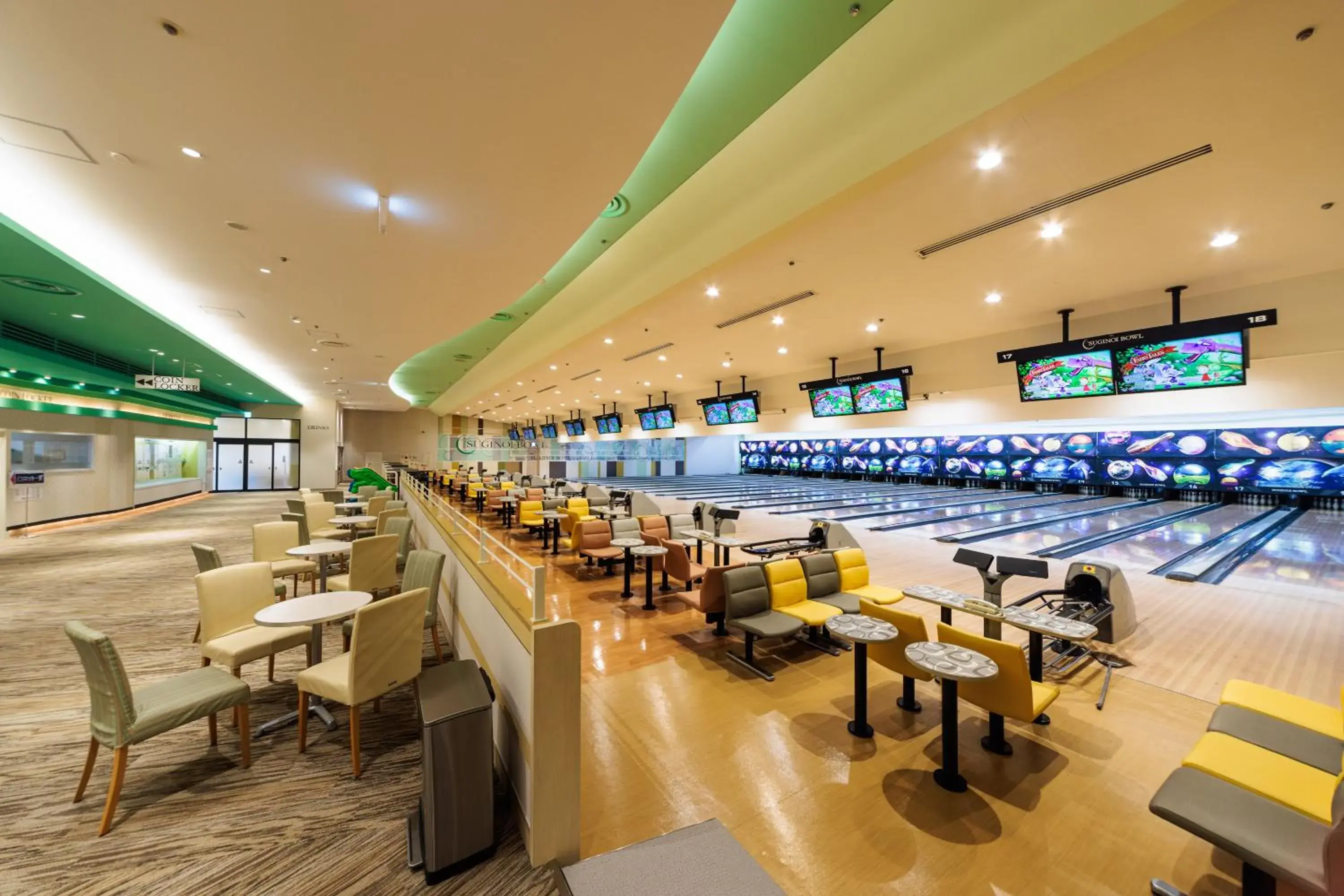 Bowling, Restaurant/Places to Eat in Suginoi Hotel