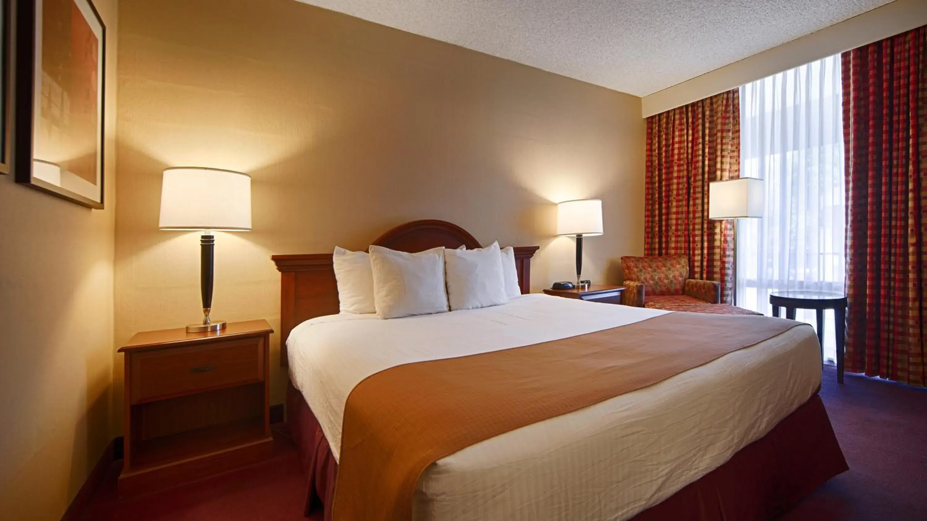 Photo of the whole room, Bed in West Gate Inn Nyack Photo of the whole room, Bed in West Gate Inn Nyack