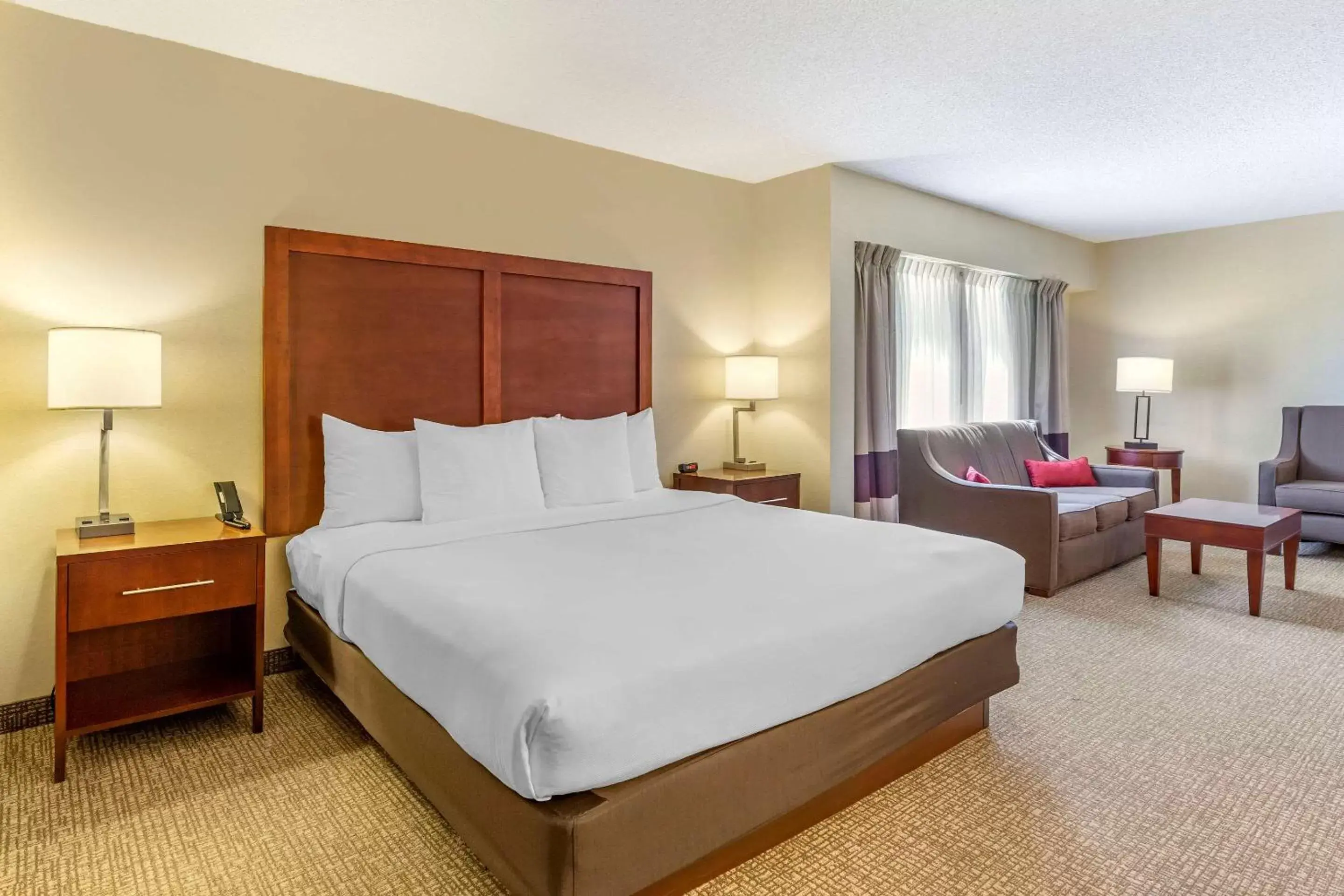 Photo of the whole room, Bed in Comfort Inn Quantico