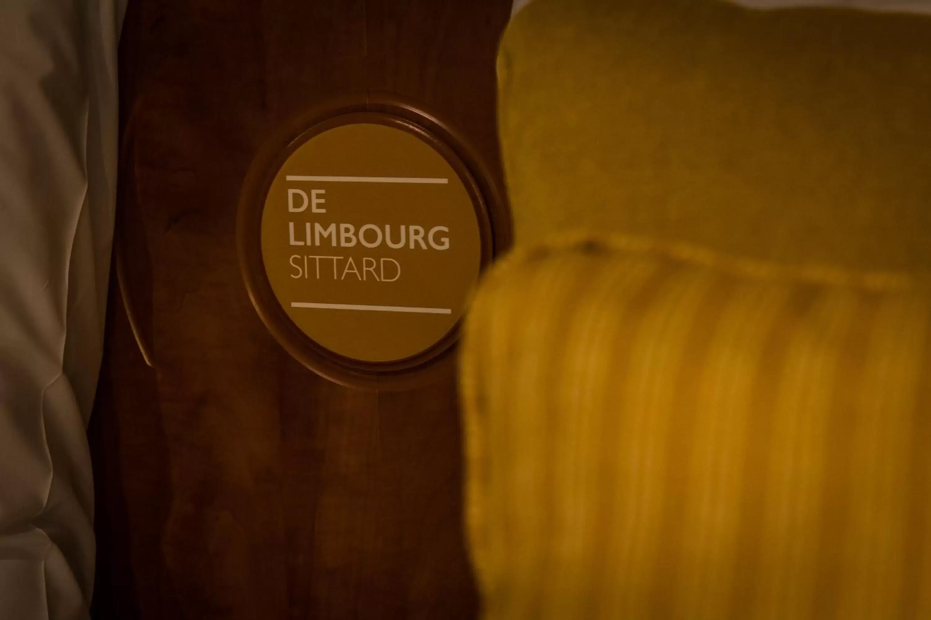 Property logo or sign in Hotel De Limbourg