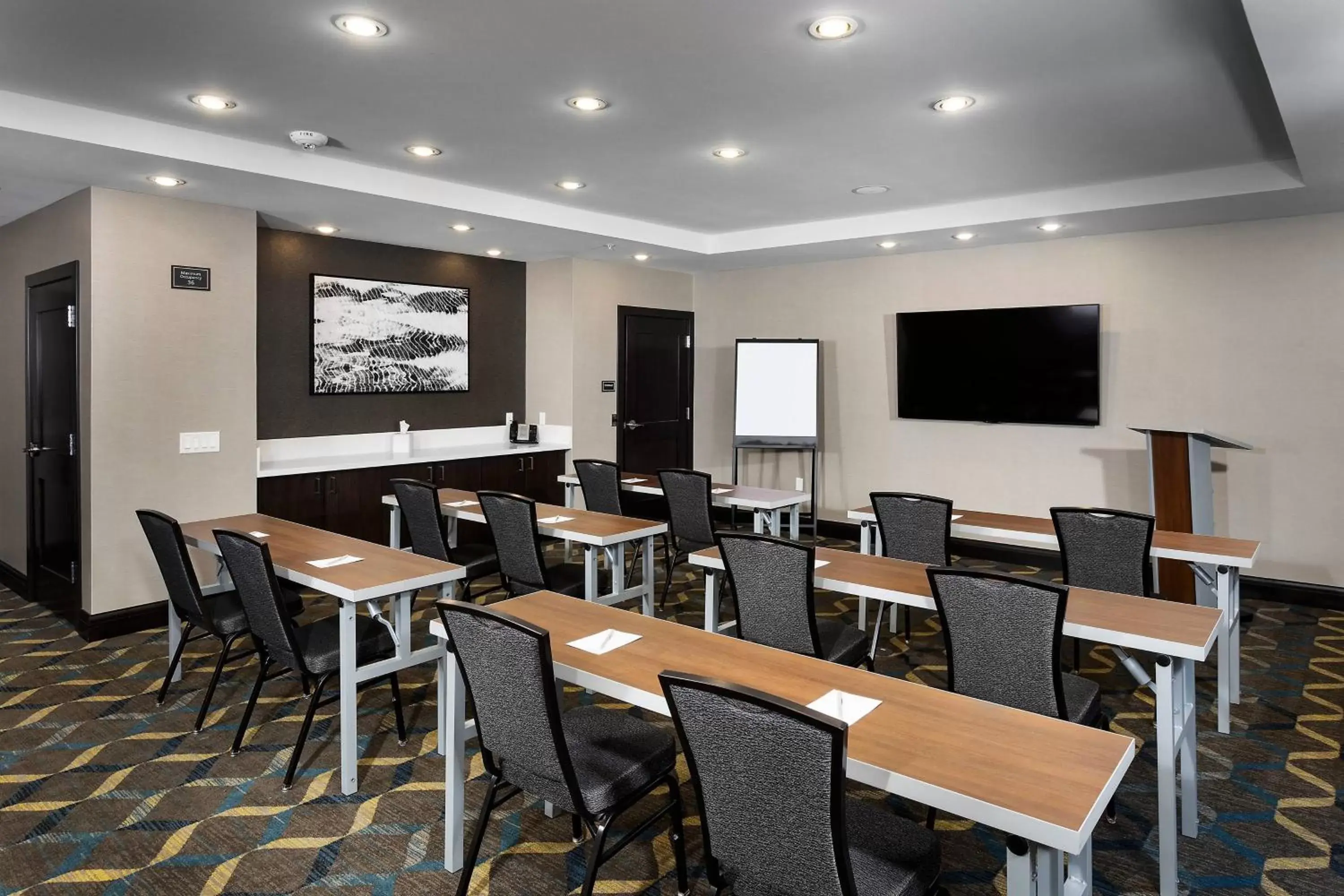 Meeting/conference room in Residence Inn by Marriott Milwaukee Brookfield