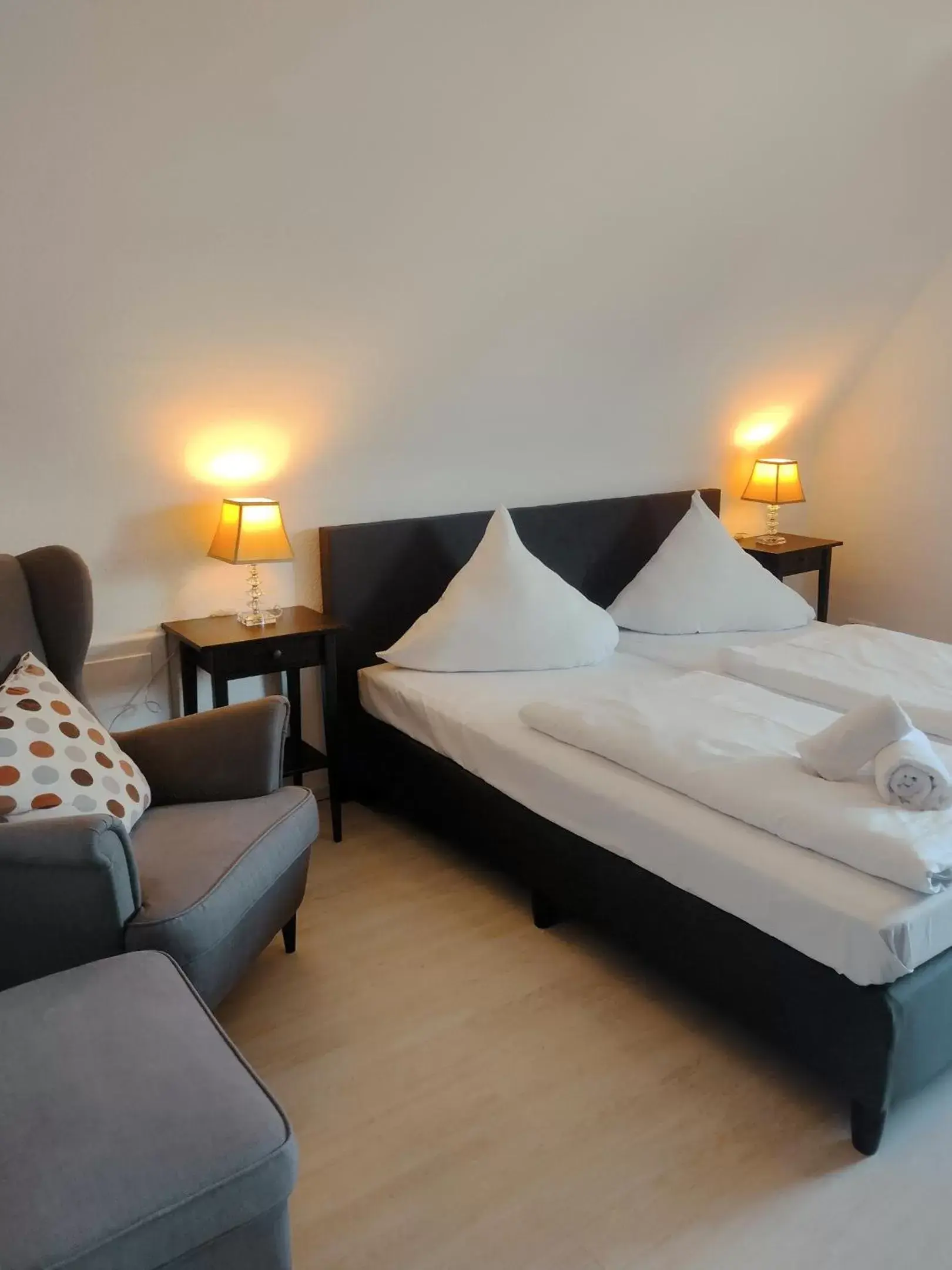 Family Room with Balcony in Excellent Hotel Hamburg Family Room with Balcony in Excellent Hotel Hamburg