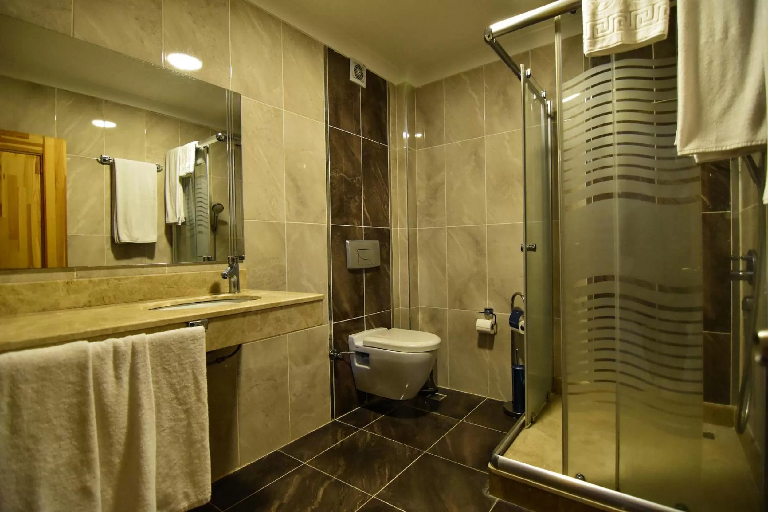 Bathroom in Sandal Otel