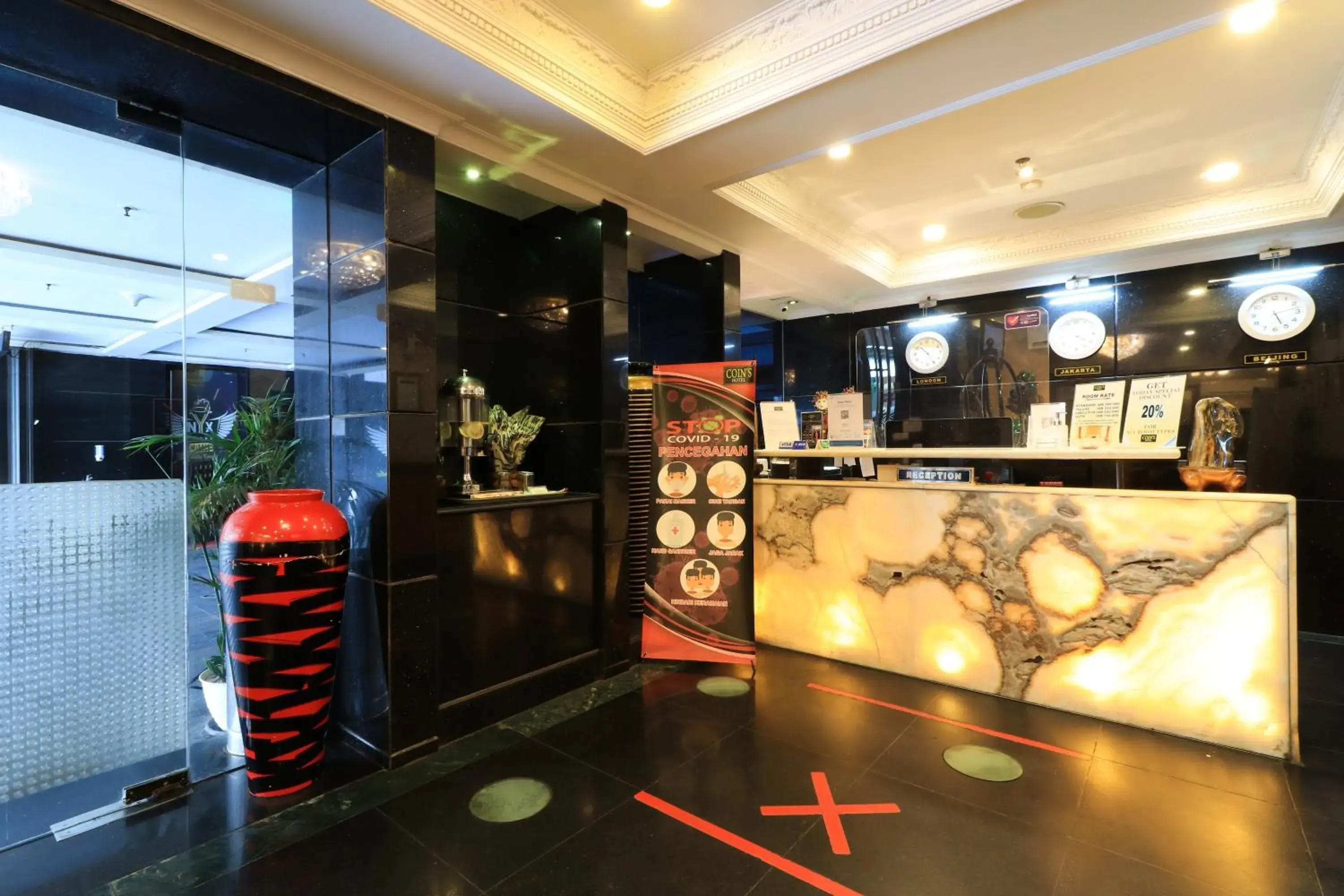 Lobby or reception in Coins Hotel Jakarta