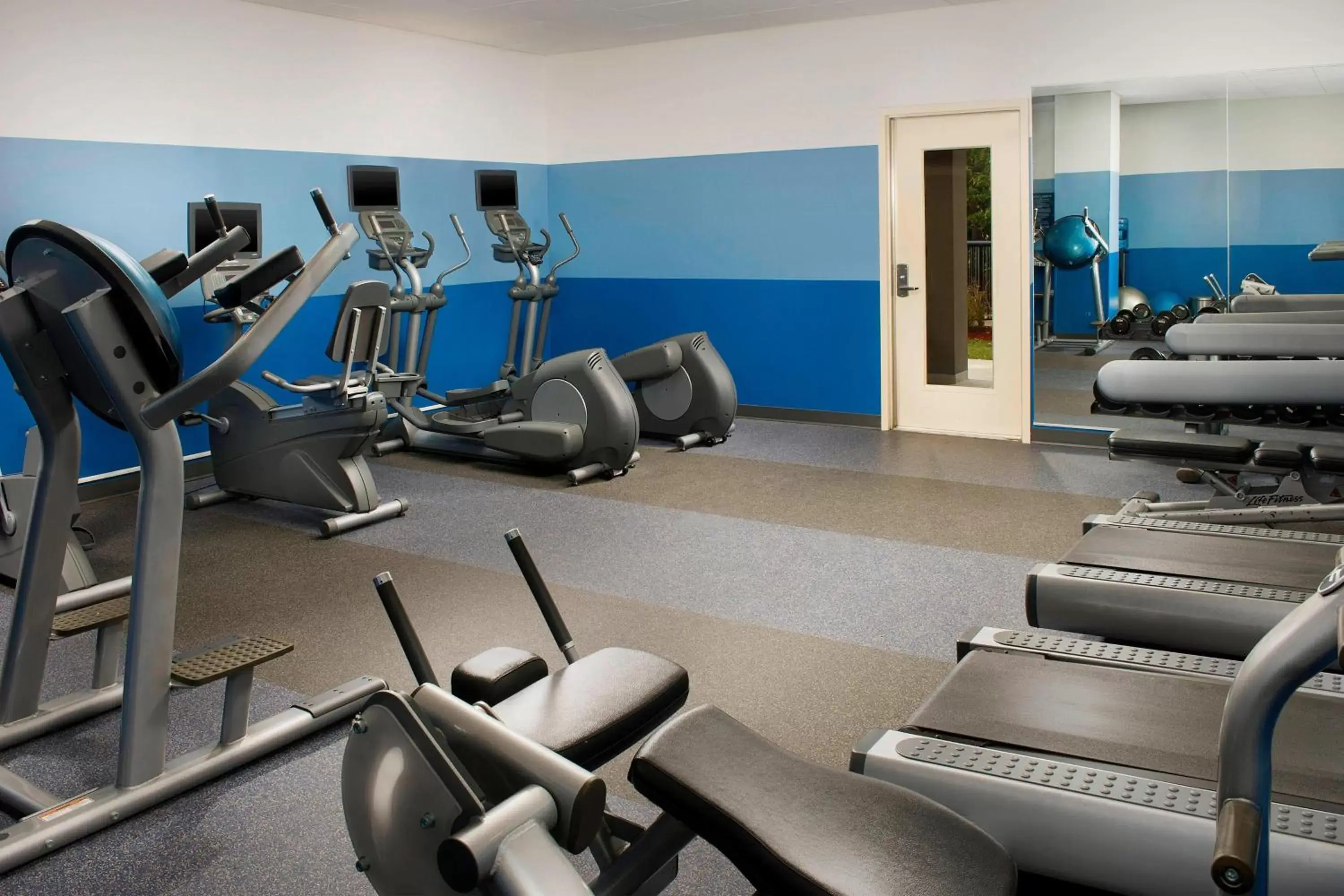 Fitness centre/facilities, Fitness Center/Facilities in Four Points by Sheraton Jacksonville Baymeadows