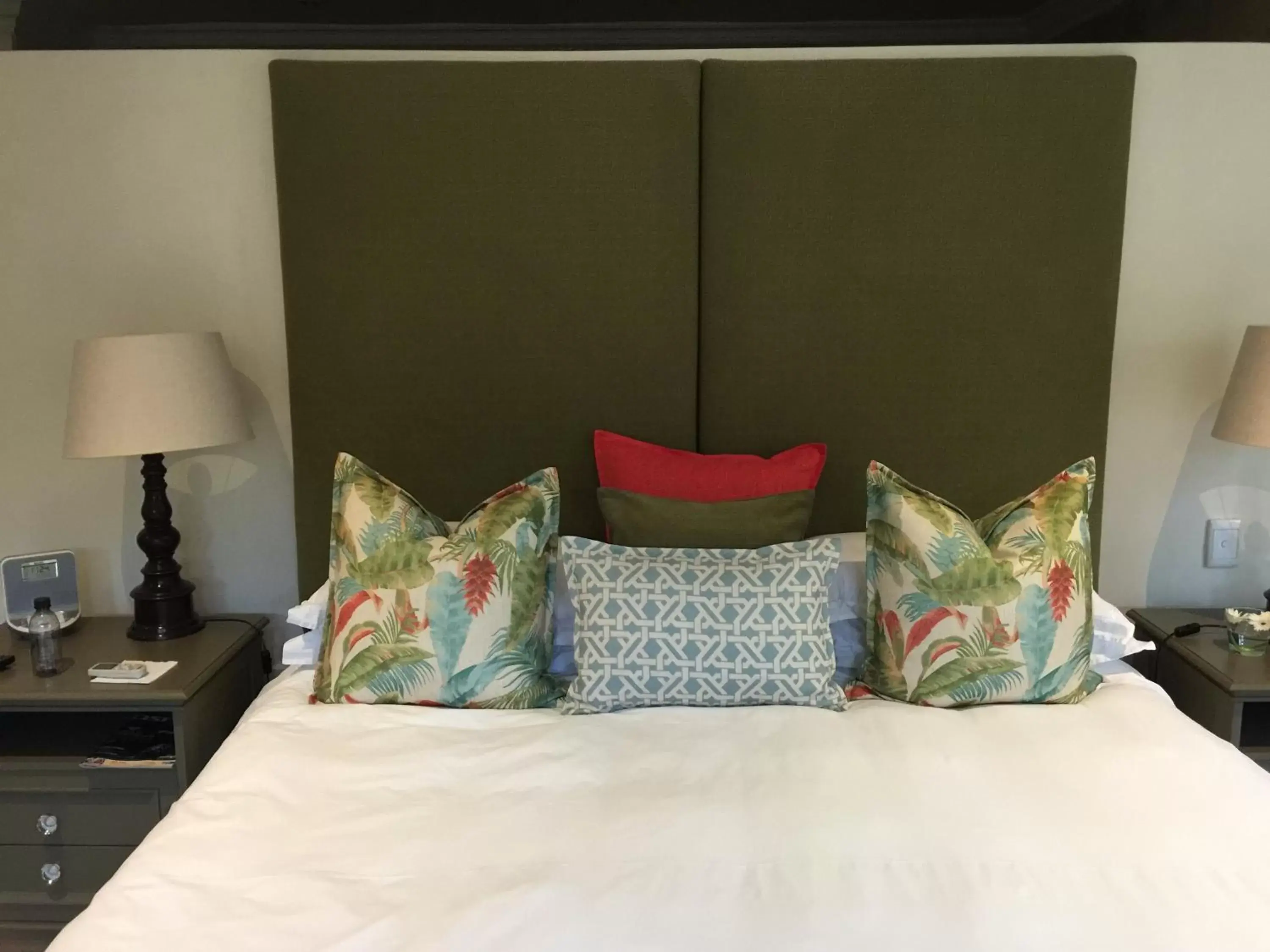 Bed in Parkwood Boutique Hotel