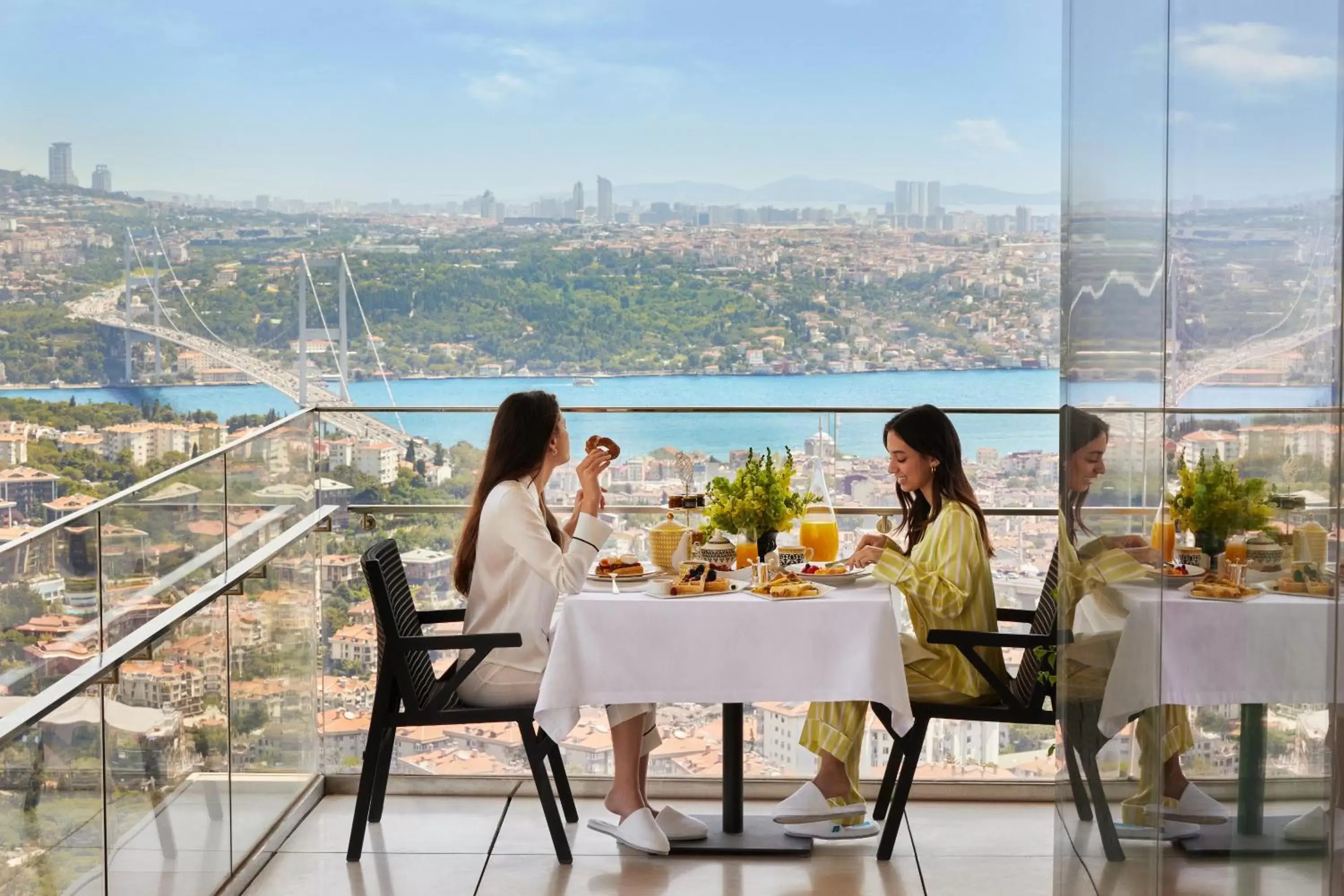 Breakfast in Raffles Istanbul