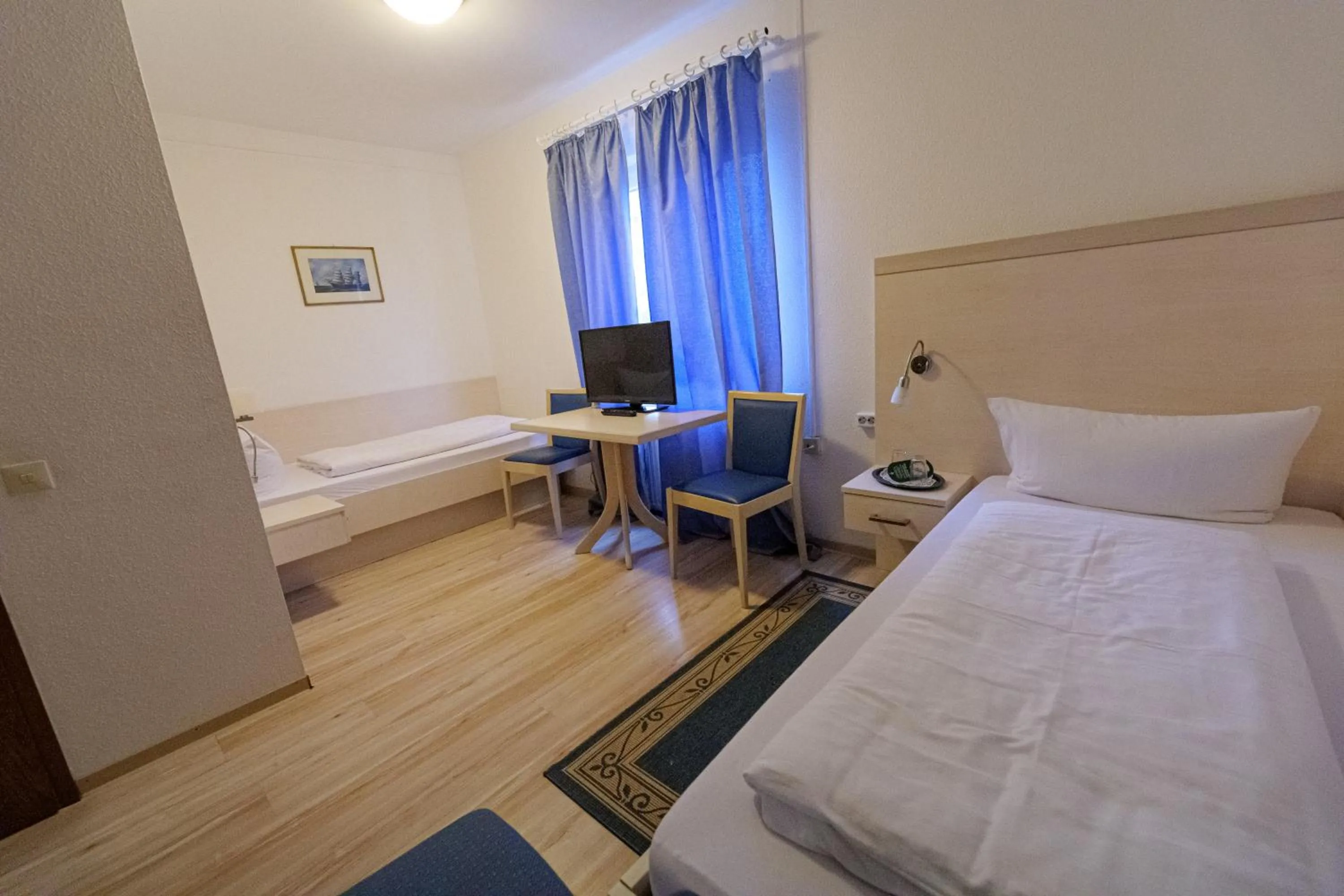 Bed in Hotel Zum Klüverbaum