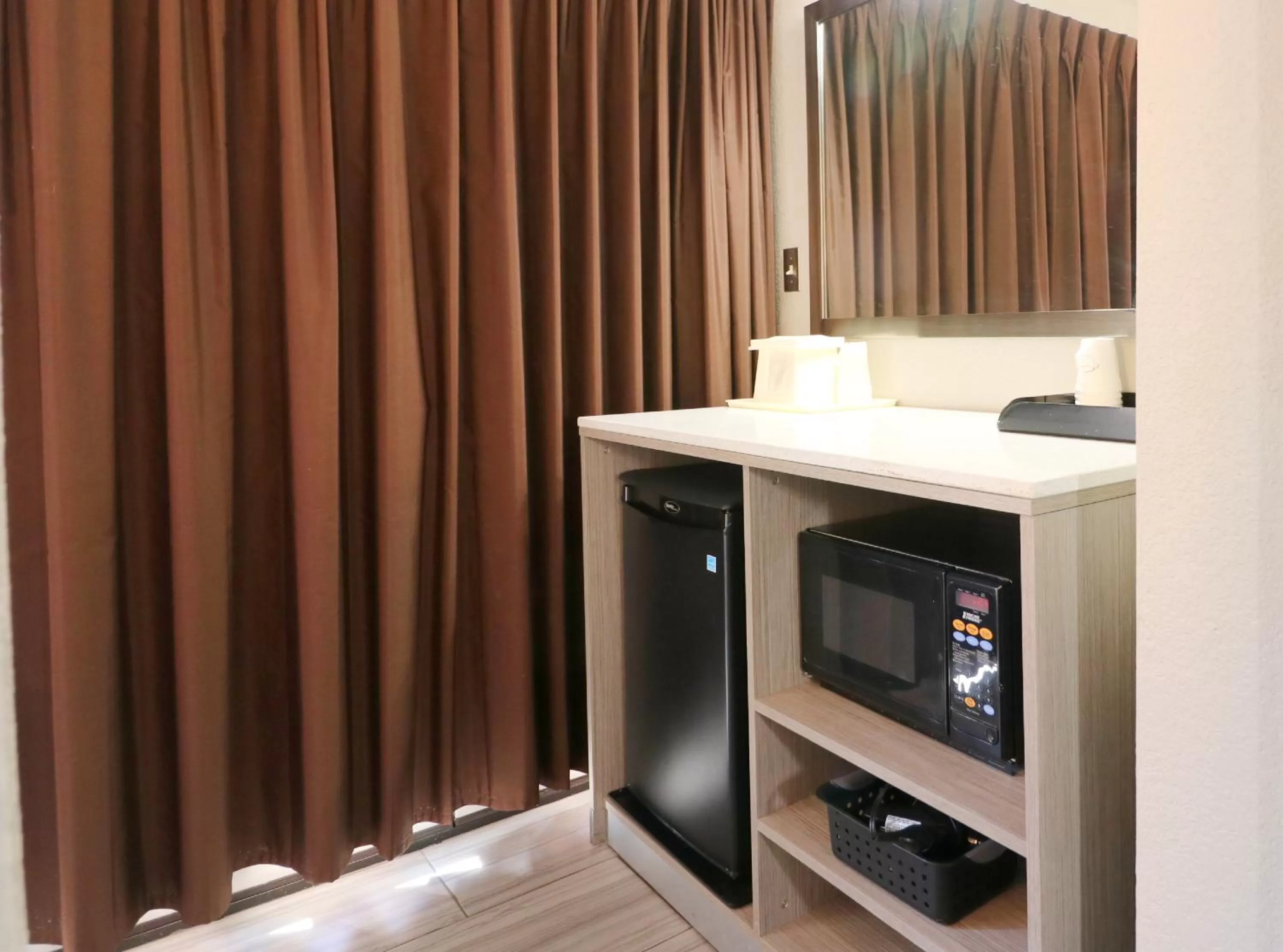 Coffee/tea facilities in Baymont by Wyndham Gatlinburg On The River