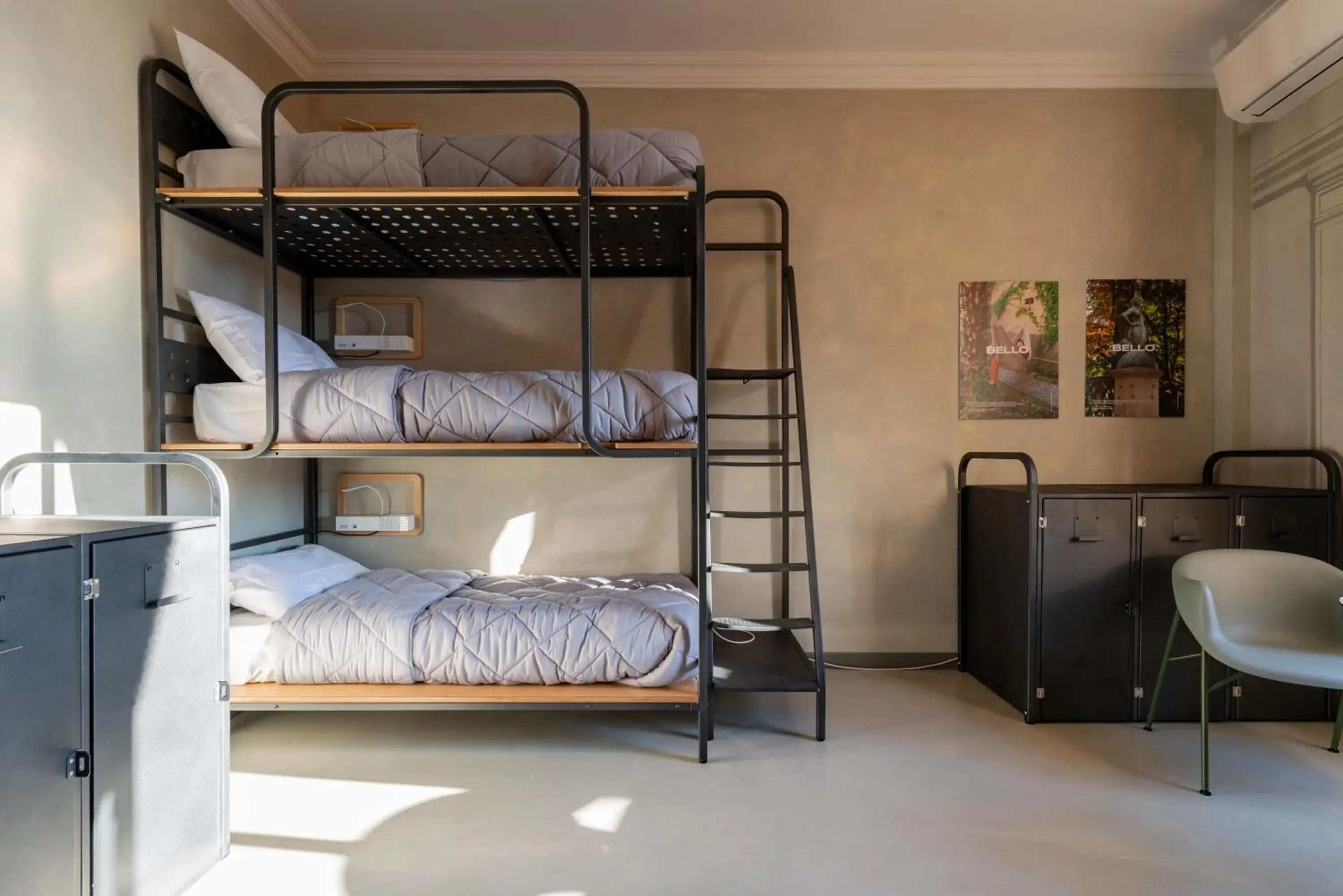 Bed, Bunk Bed in Ostello Bello Roma Colosseo