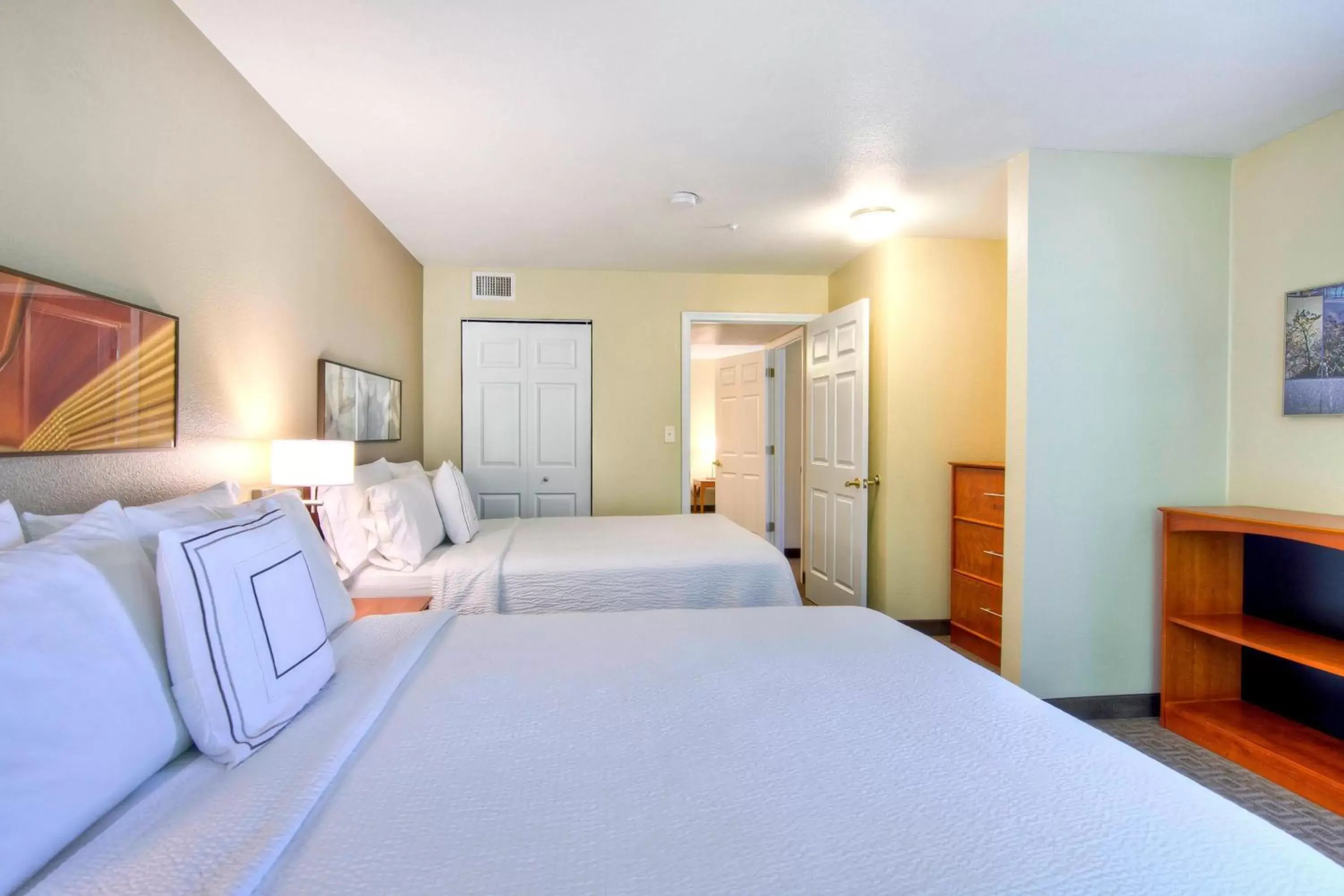 Bedroom, Bed in TownePlace Suites Raleigh Cary/Weston Parkway