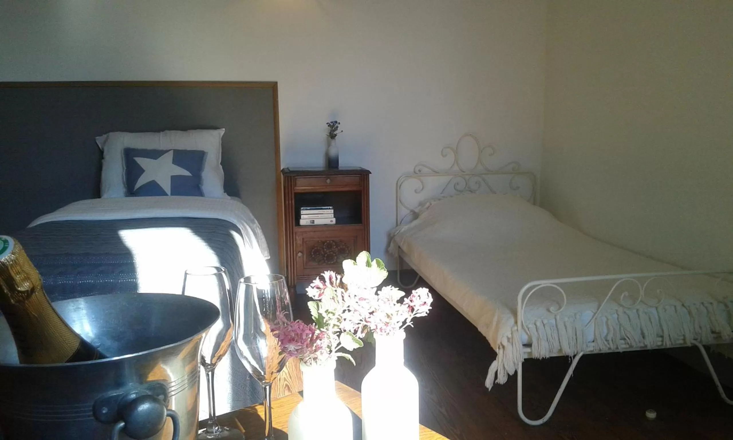 Bedroom, Bed in La Sauldre