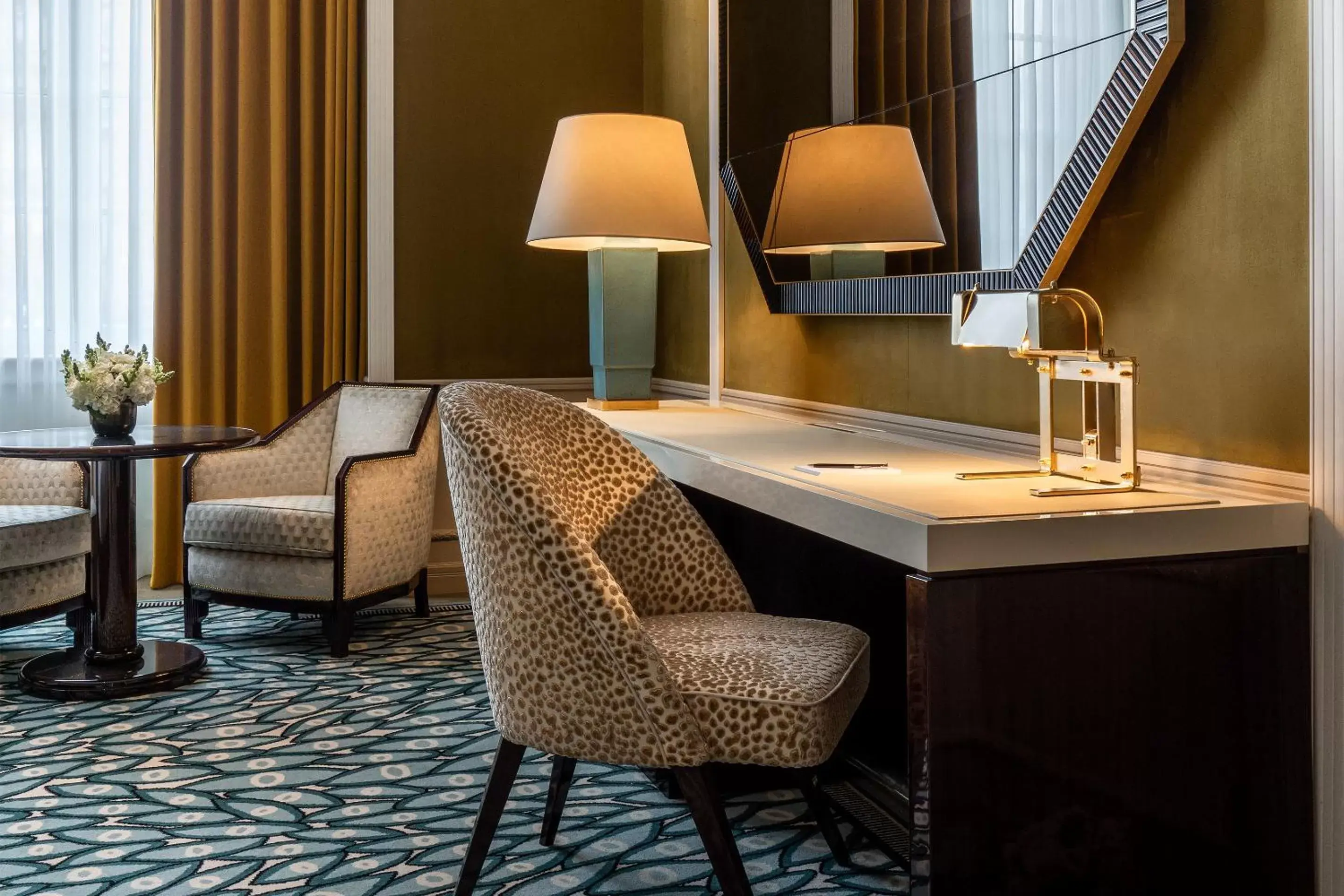 Bedroom, Seating Area in Maison Albar Hotels Le Monumental Palace