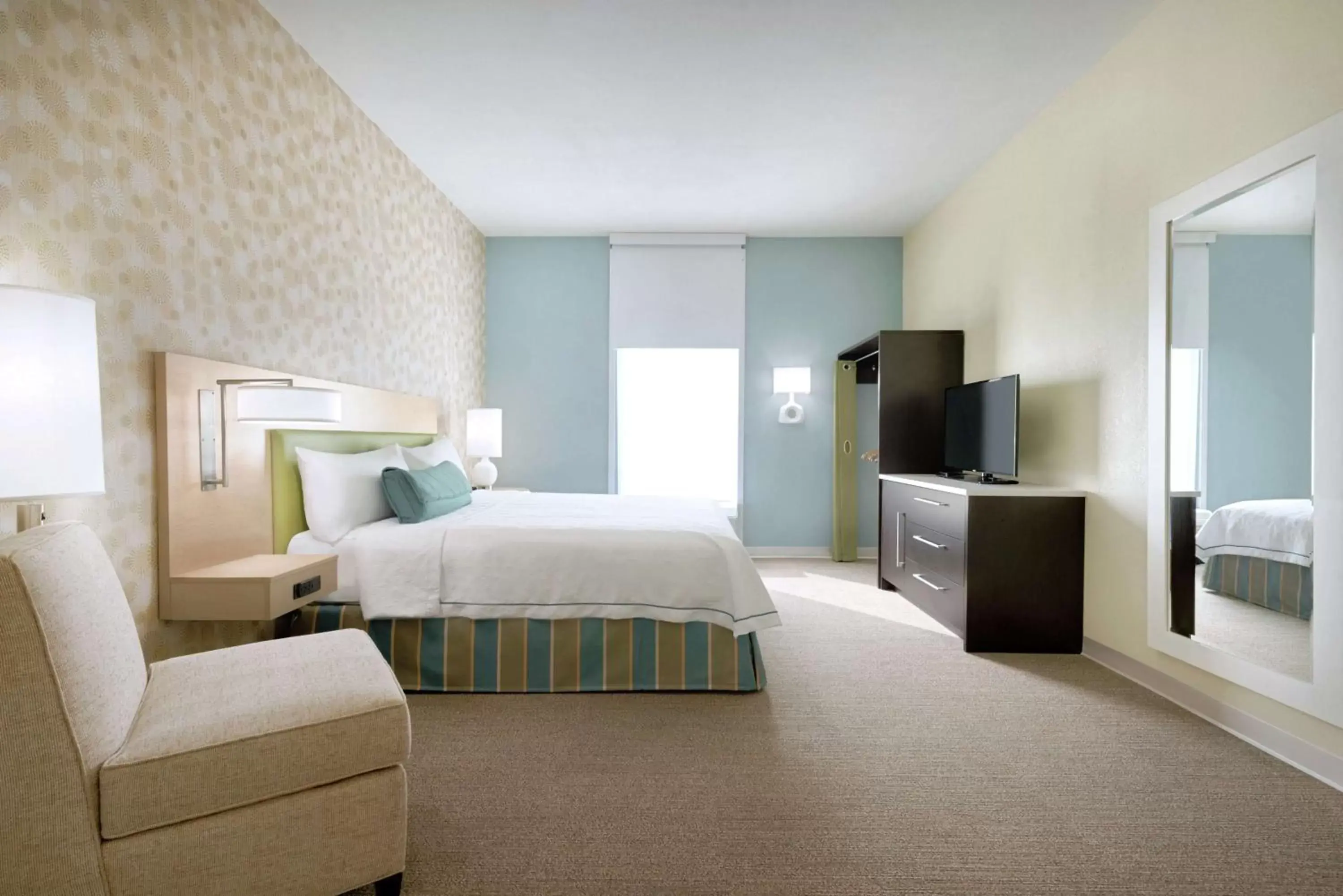 Bedroom in Home2 Suites By Hilton Prattville