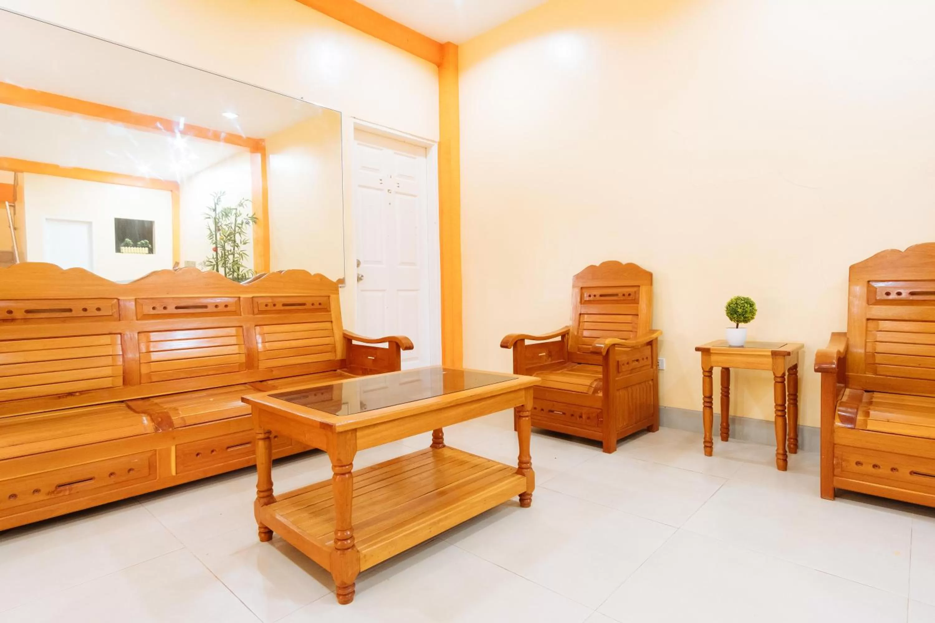 Lobby or reception in RedDoorz Premium @ Gabinete Road Palawan