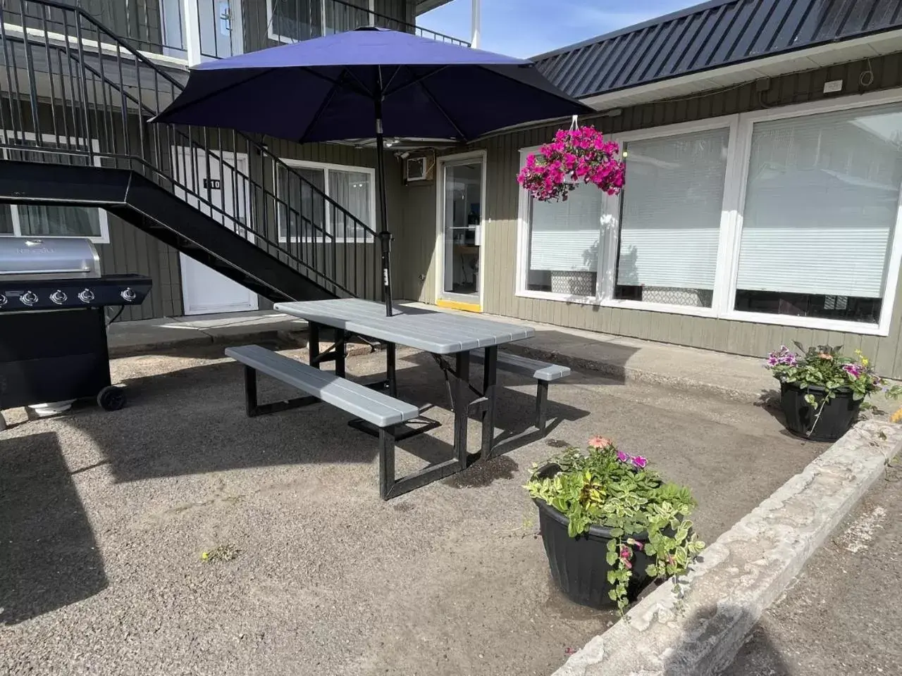 BBQ facilities in Anavada Inn & Suites - Prince George