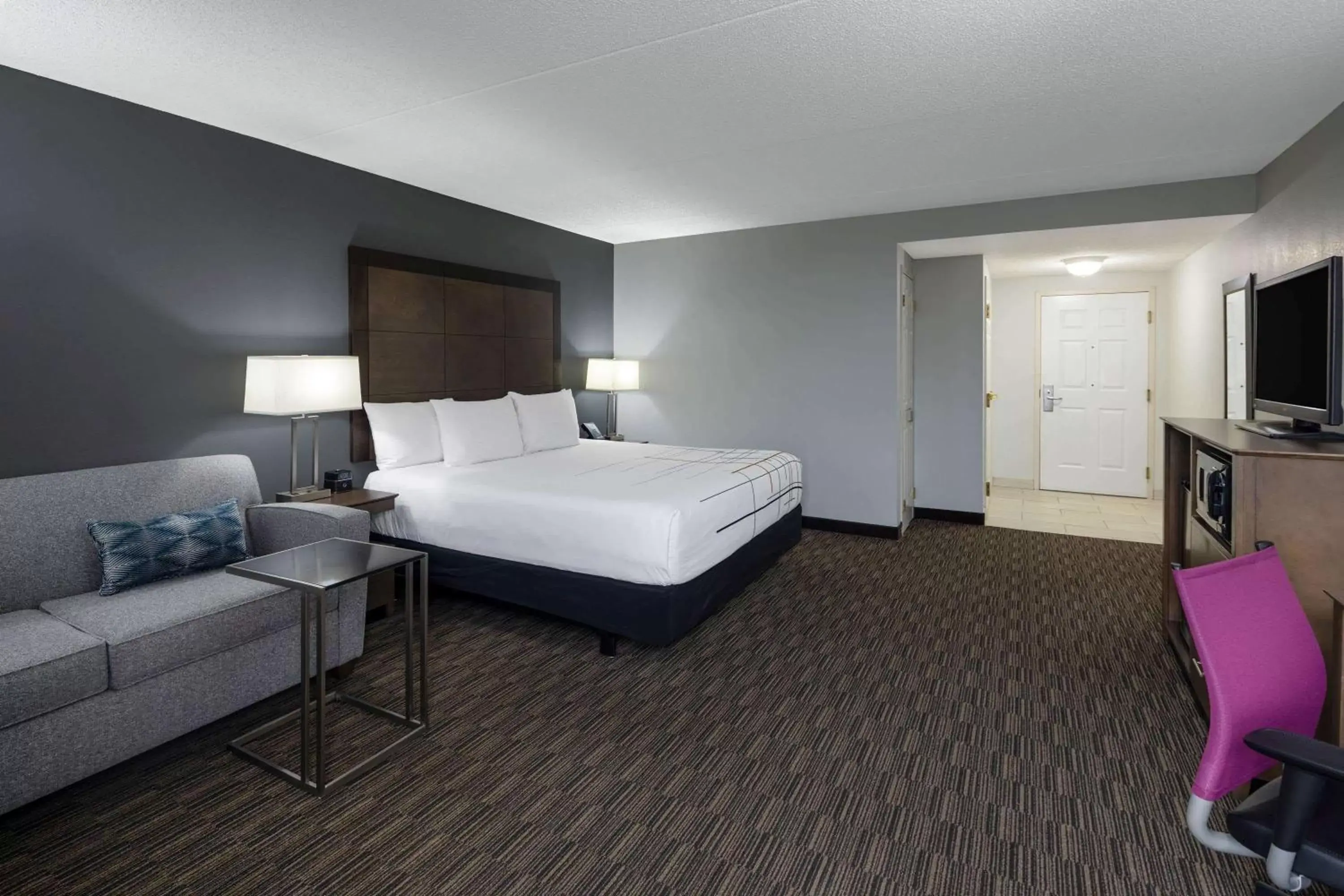 Photo of the whole room, Bed in La Quinta by Wyndham Atlanta Douglasville