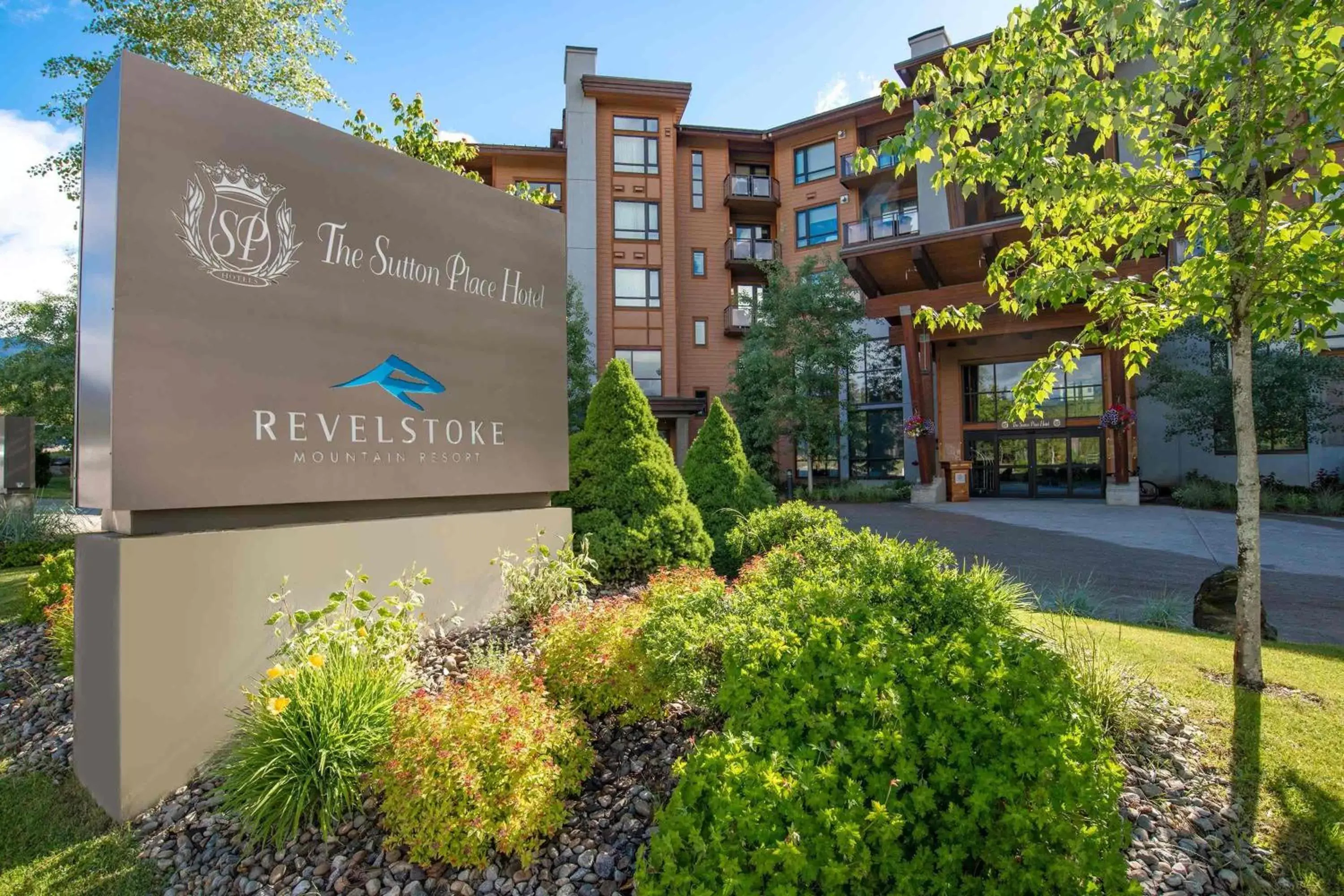 Property Building in Sutton Place Hotel Revelstoke Mountain Resort