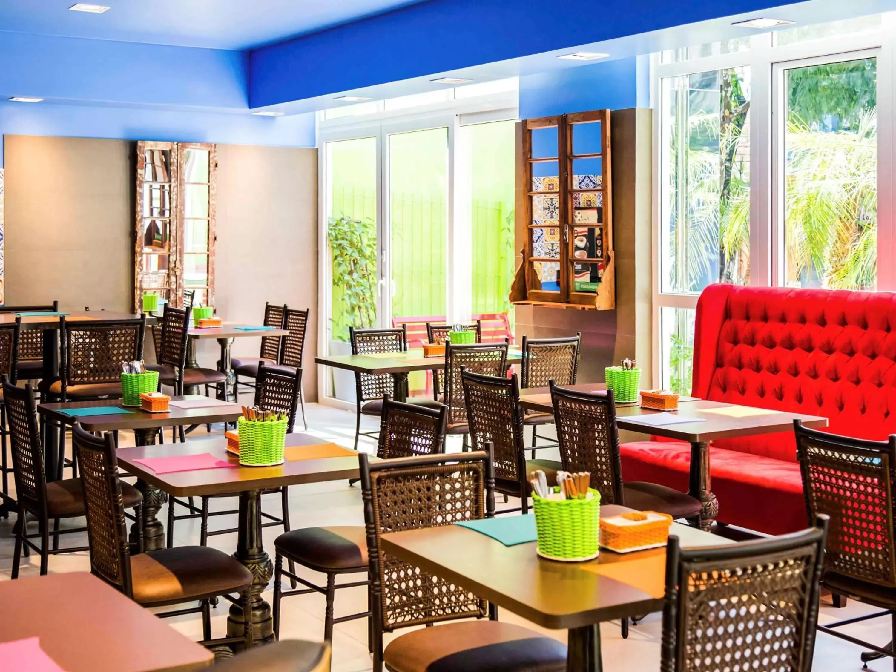 Restaurant/Places to Eat in Ibis Styles Porto Alegre Centro