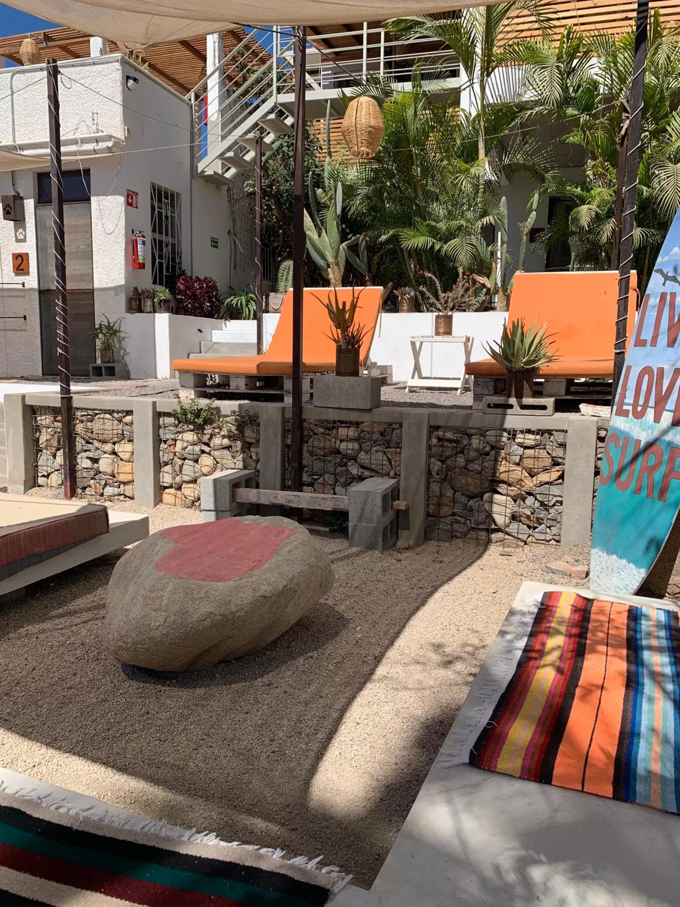 Seating area in Perro Surfero Hotel