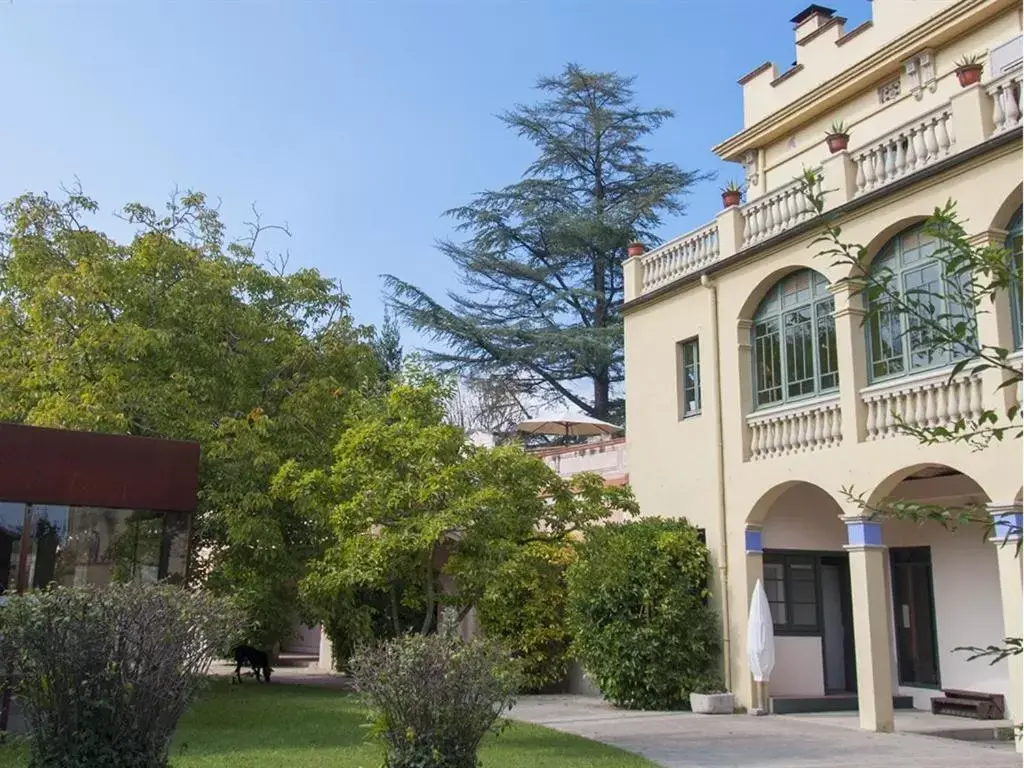 Property Building in Els Jardins De La Martana