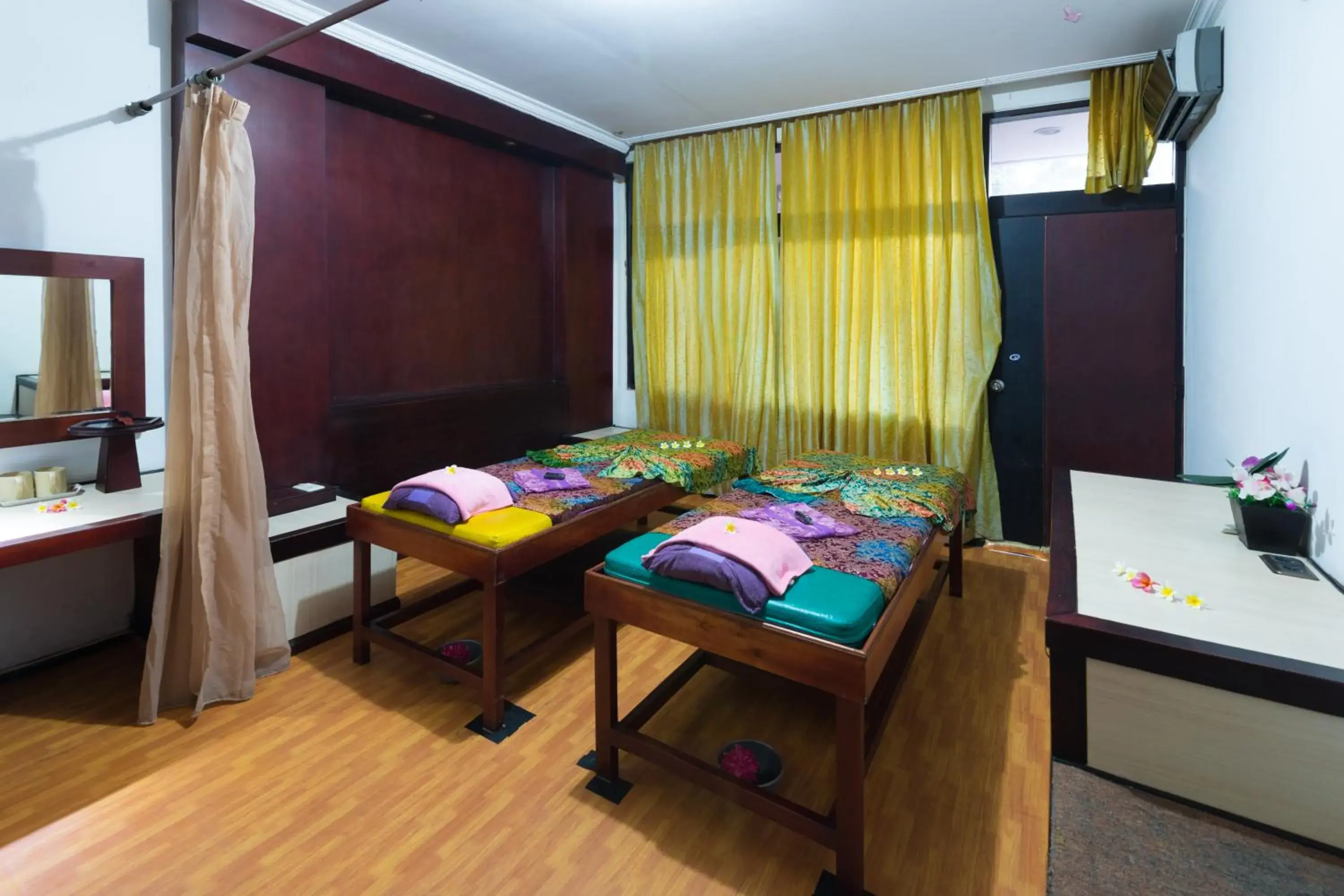 Massage in Lavender Villa & Spa