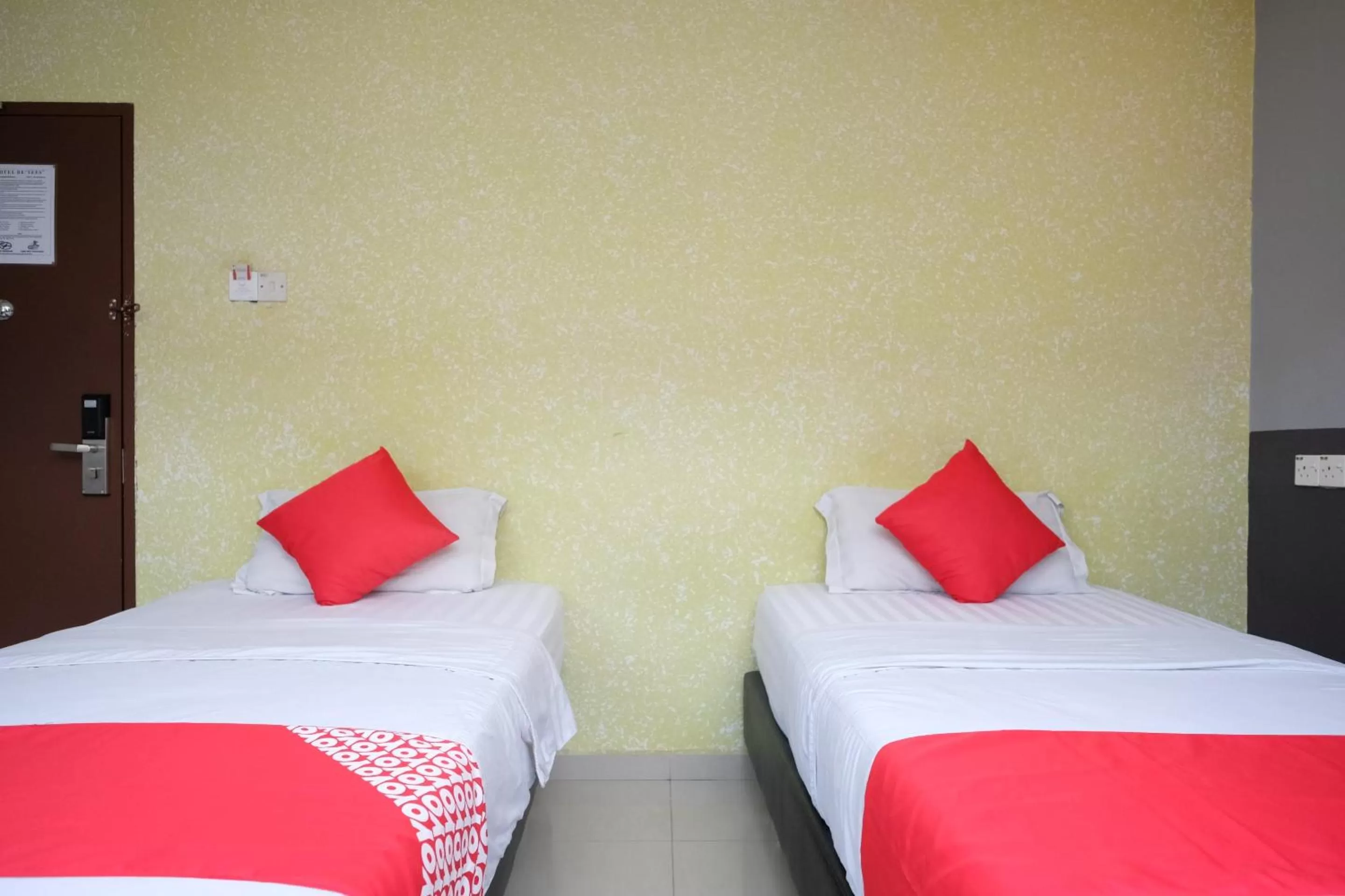 Bedroom, Bed in Hotel De' Tees, Masai Utama