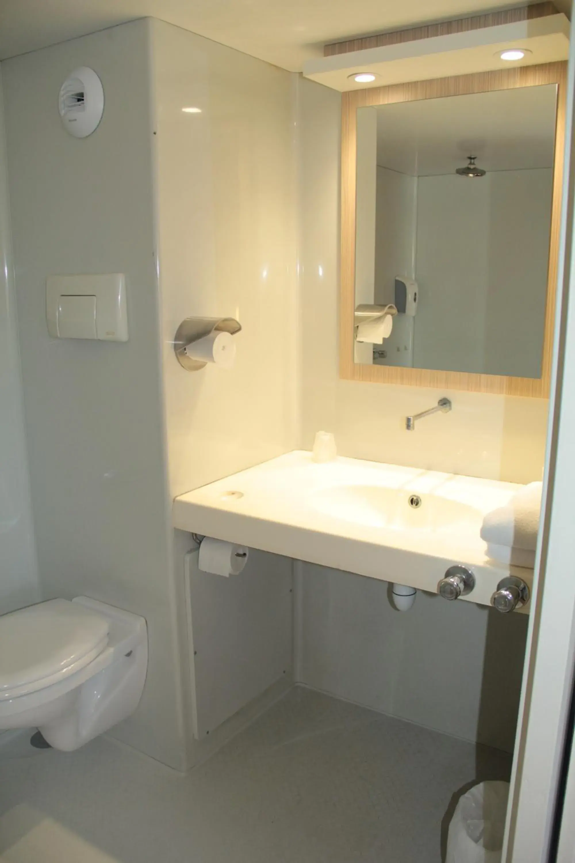 Toilet, Bathroom in Premiere Classe Soissons