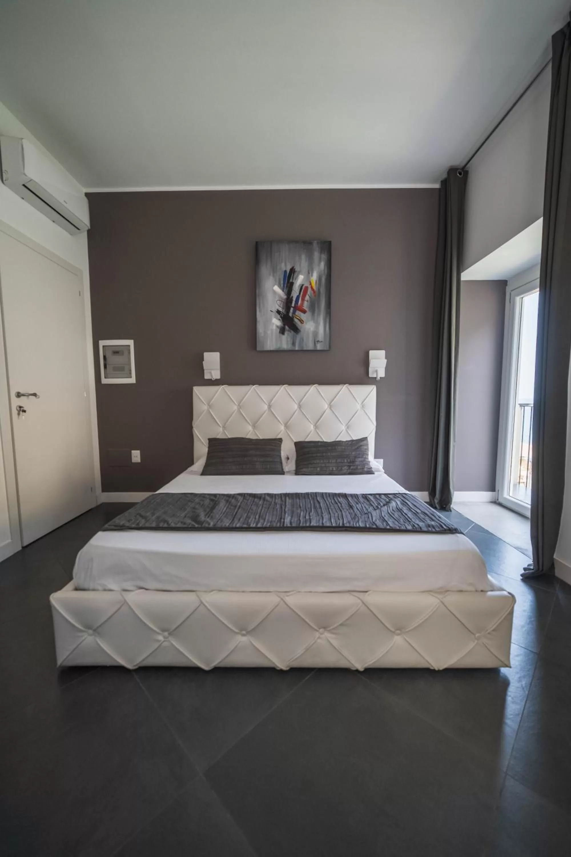 Bed in Residenza Nausicaa - 50 meters from the beach