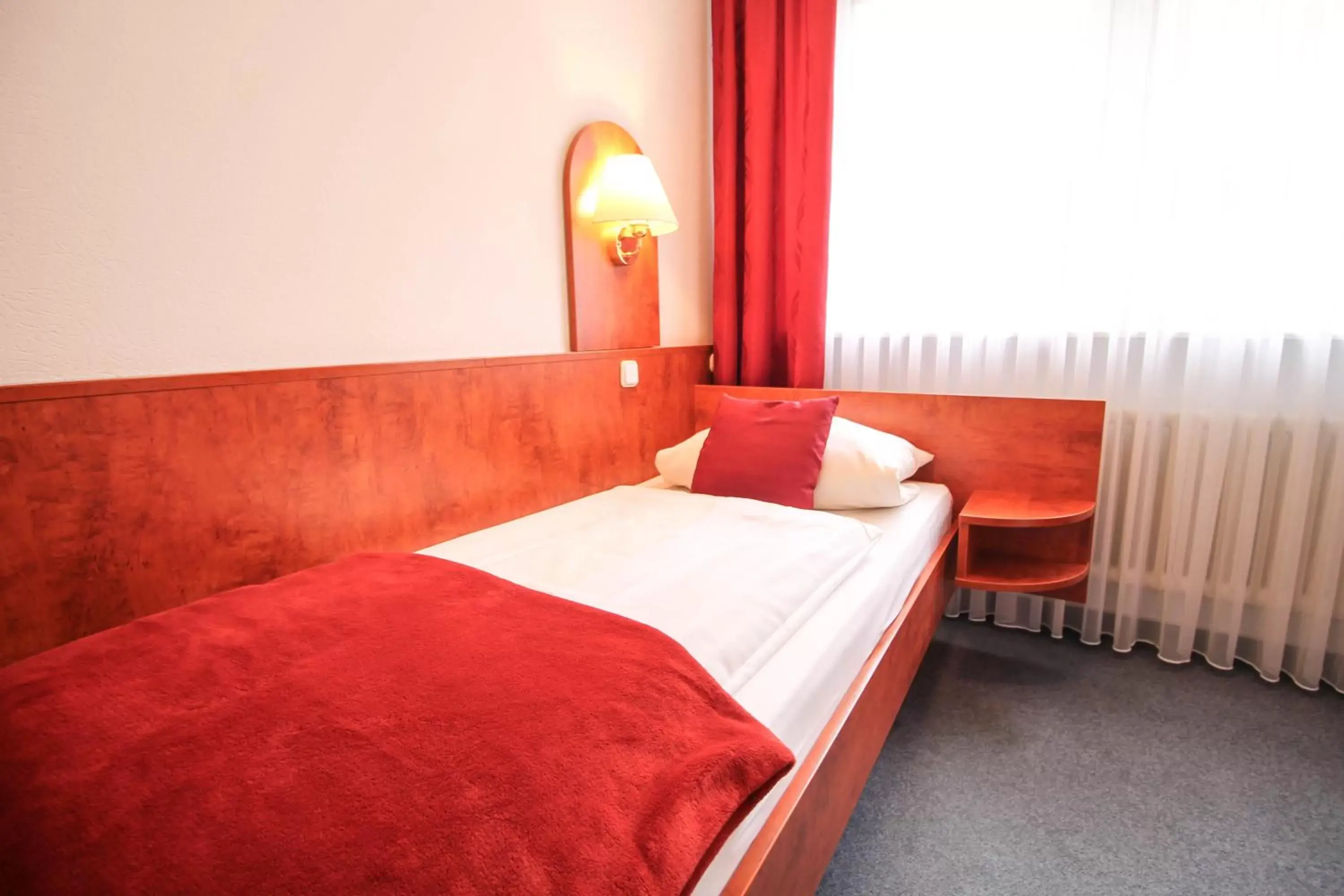 Bed in Hotel West an der Bockenheimer Warte