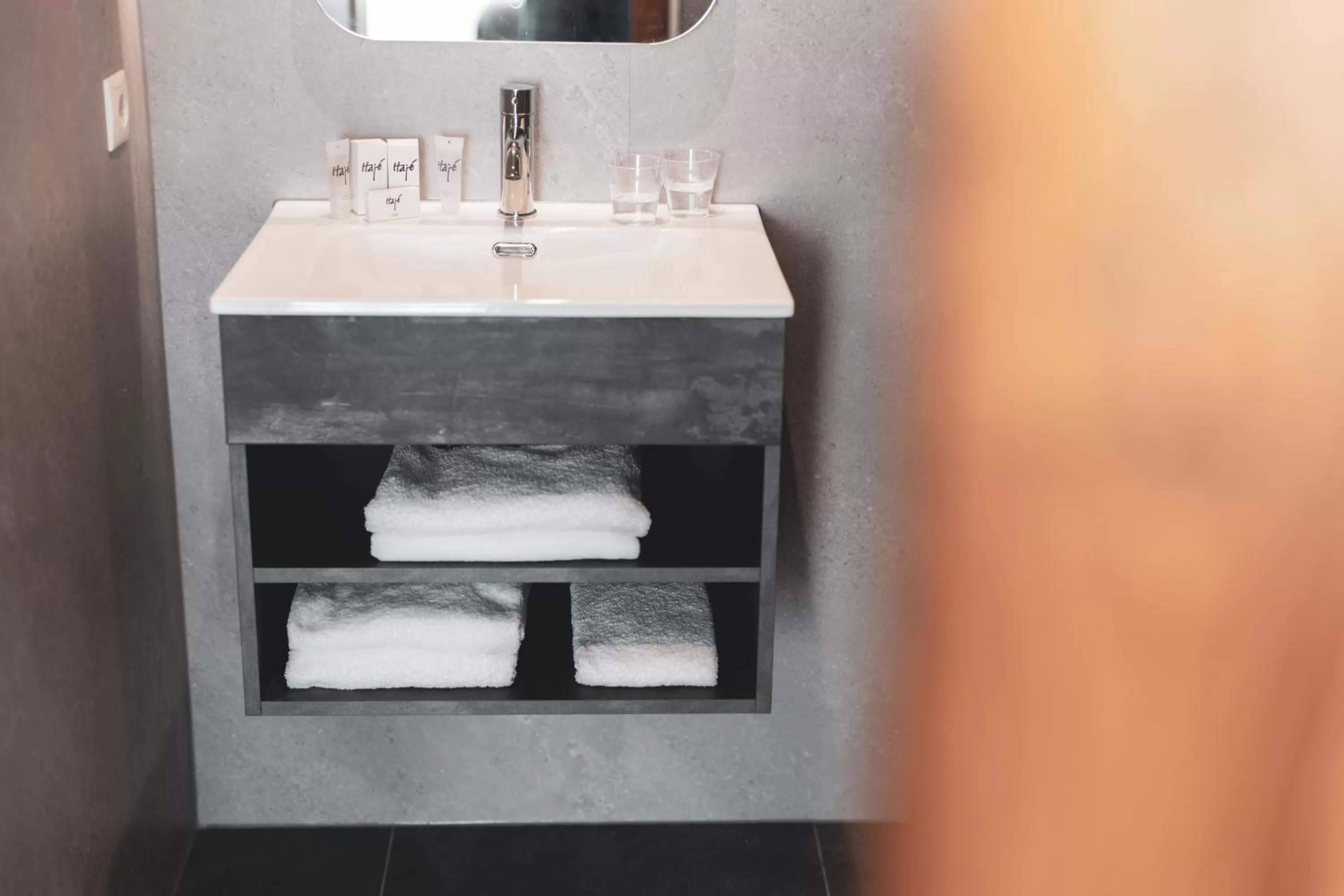 Bathroom in Hajé Hotel Joure