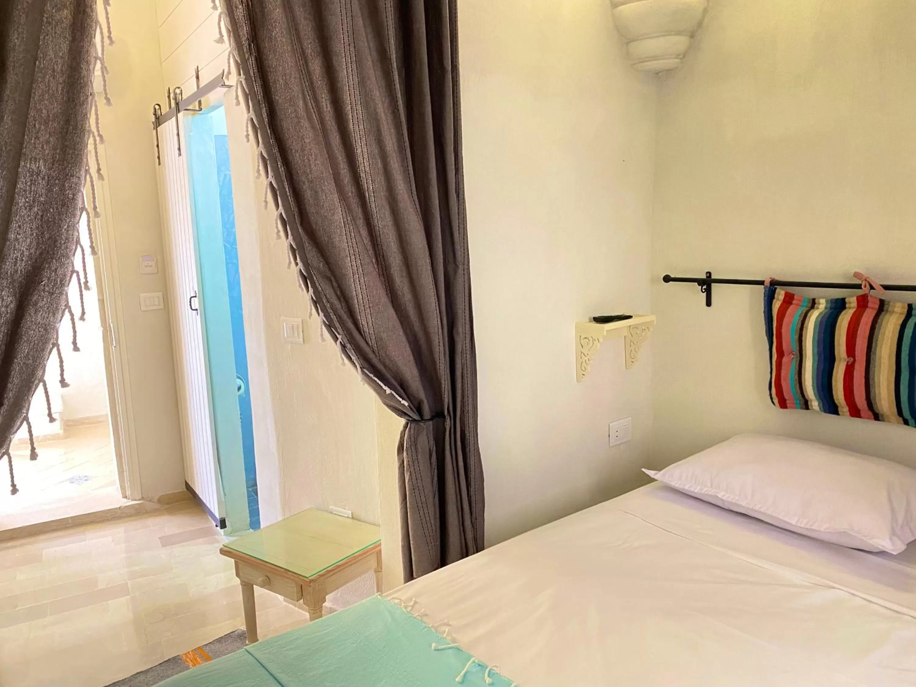 Bed in Djerba Authentique