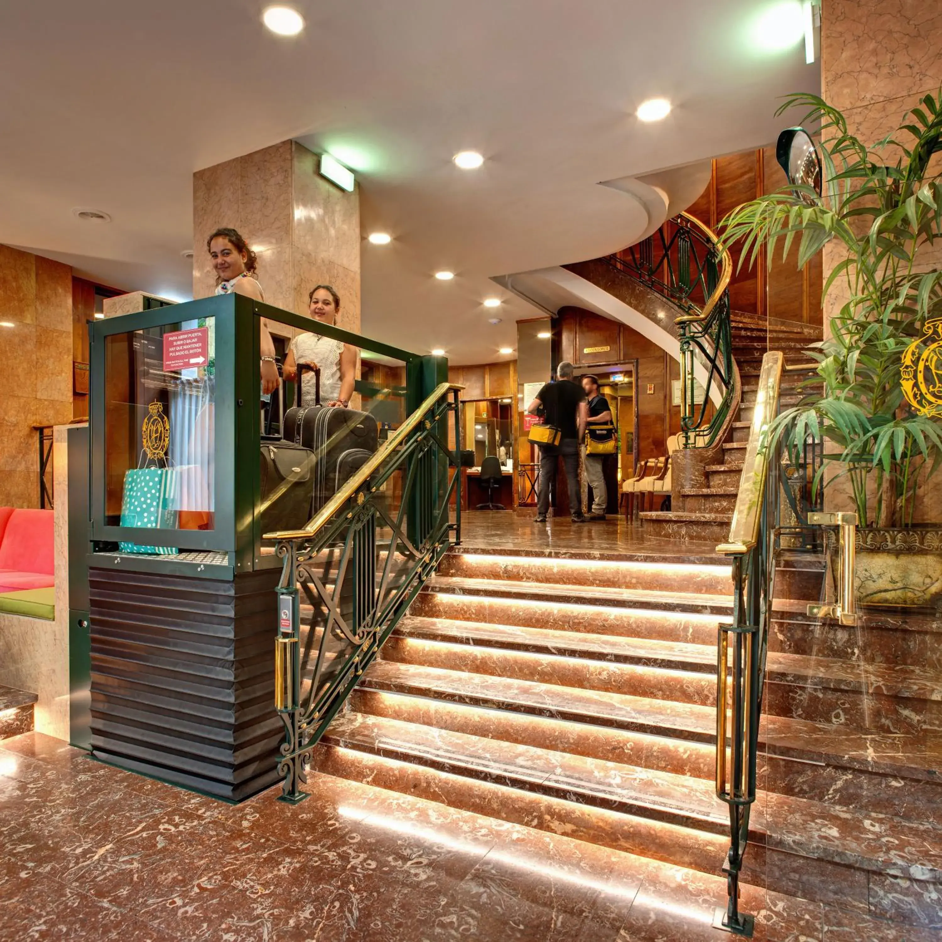 Lobby or reception in Hotel Hernán Cortés