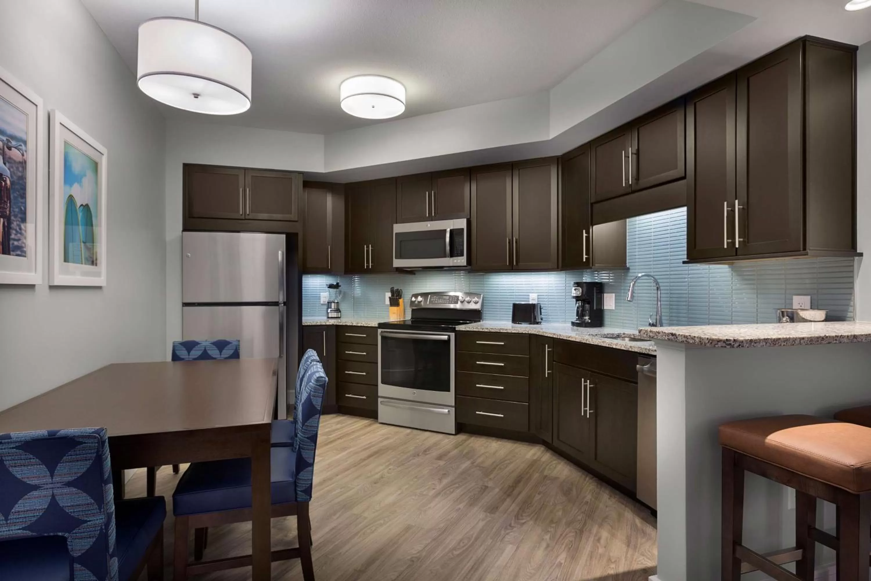 Kitchen or kitchenette in Hilton Grand Vacations Club Ocean 22 Myrtle Beach