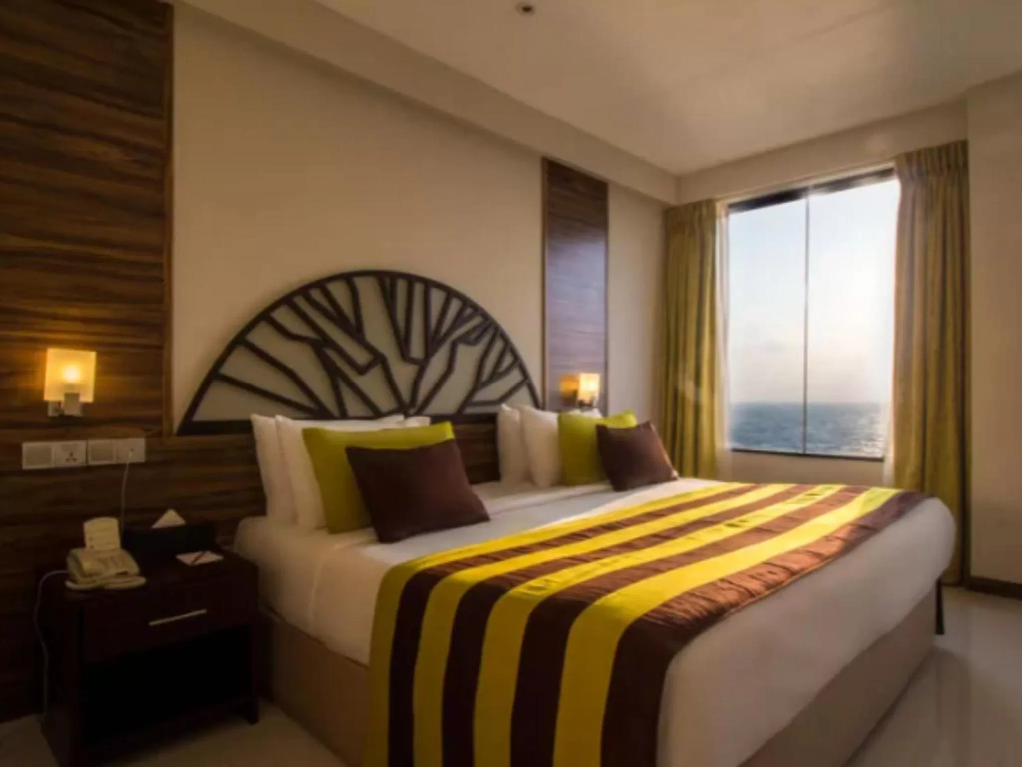 View (from property/room), Bed in The Ocean Colombo - Guaranteed Sea View Rooms