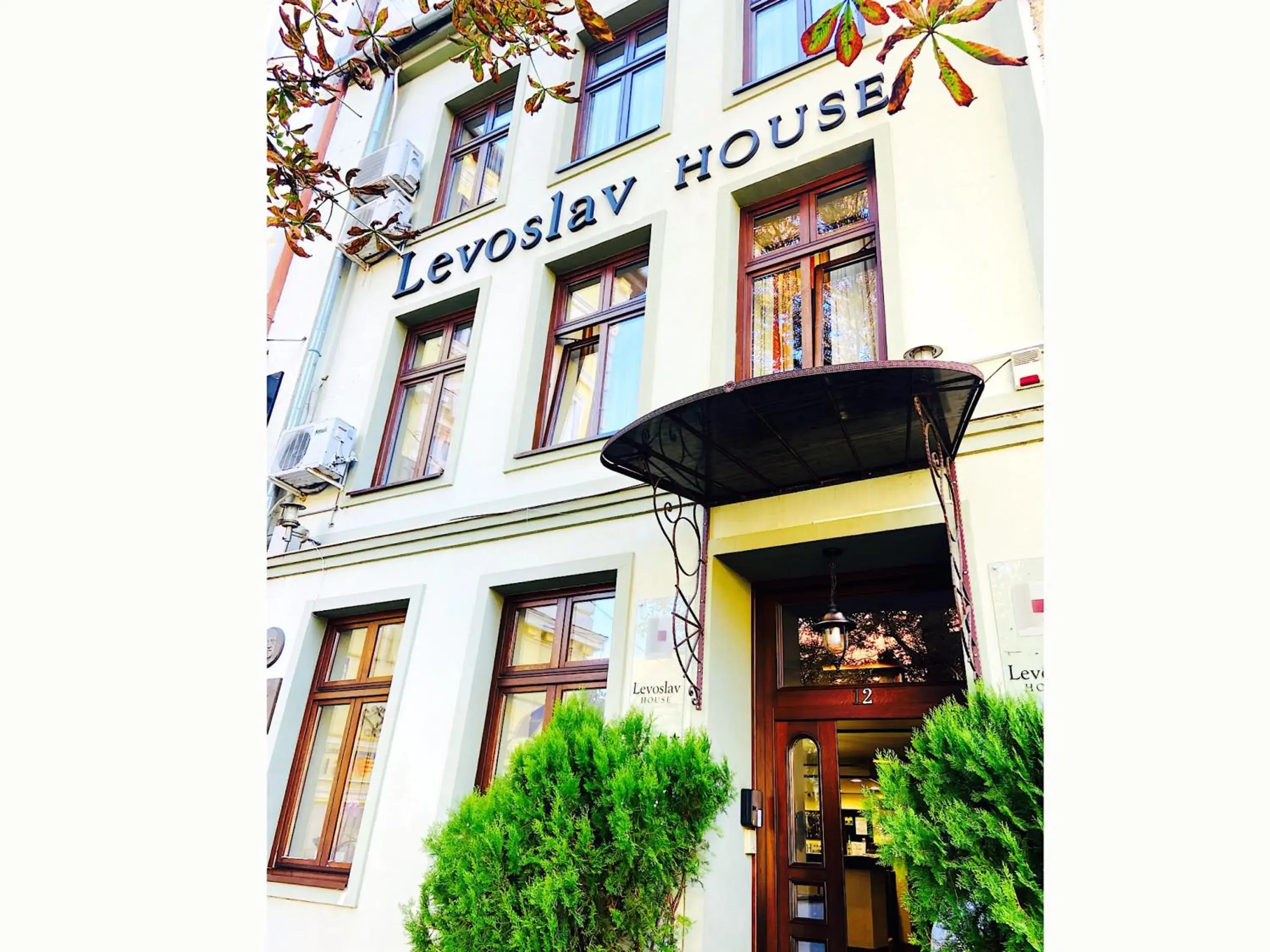 Property Building in Levoslav House Hotel