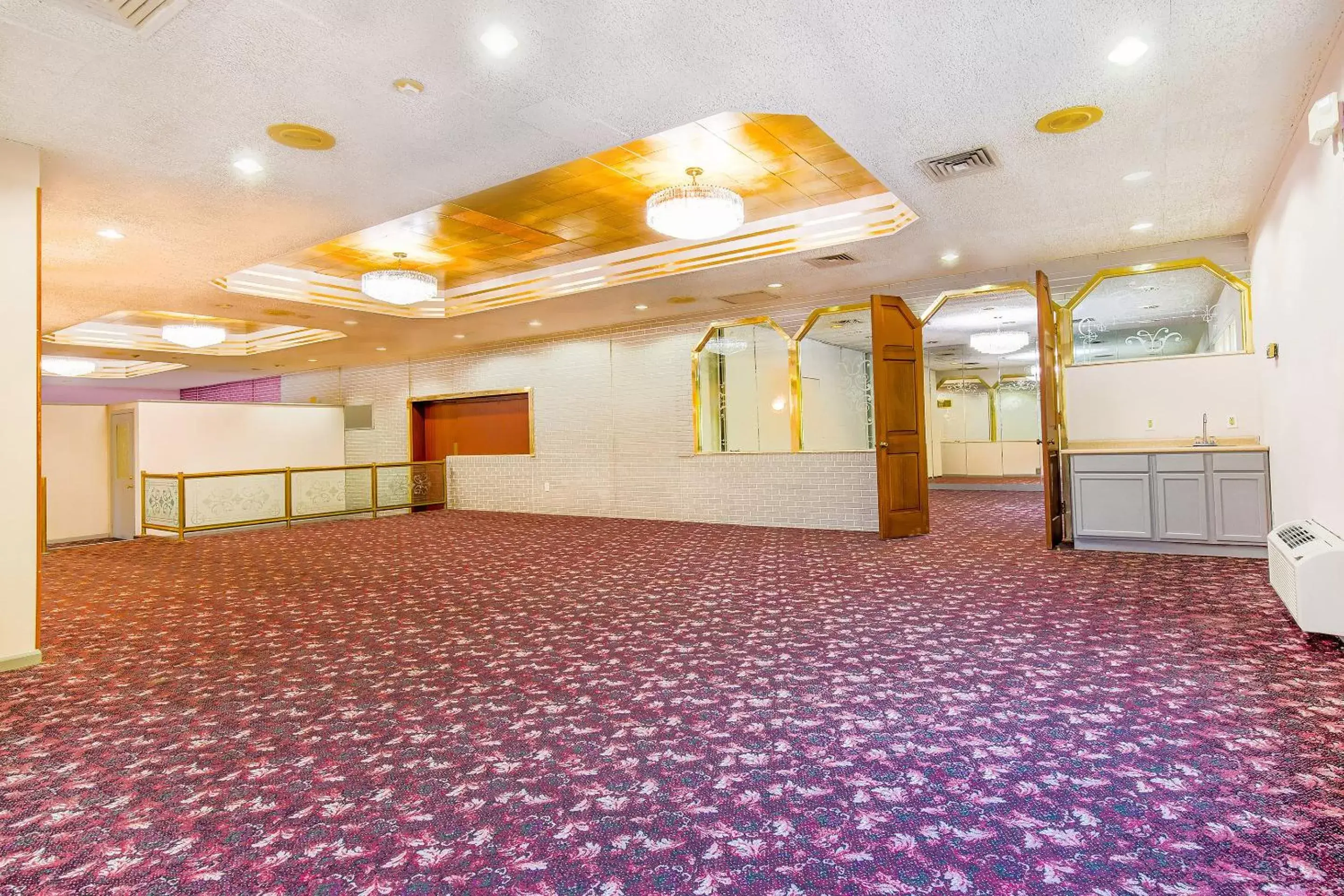 Area and facilities, Banquet Facilities in OYO Hotel Moline Downtown IL I-74 North