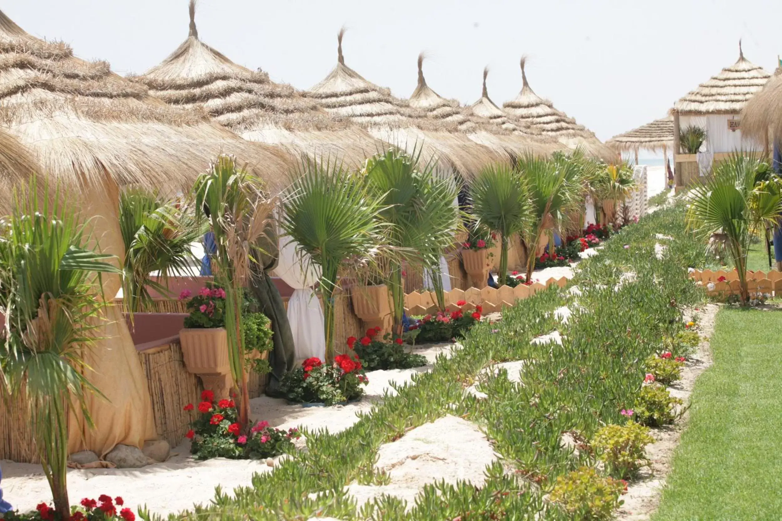 Beach, Banquet Facilities in Alhambra Thalasso