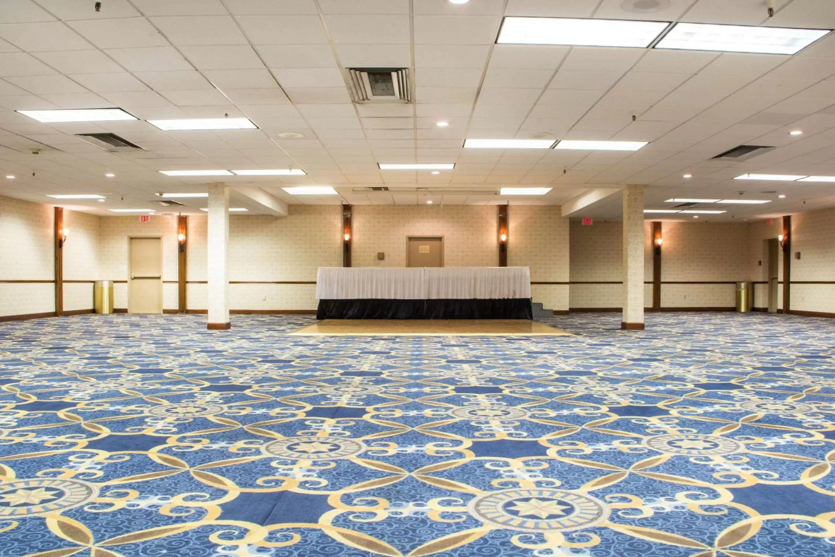 On site, Banquet Facilities in Clarion Hotel Broken Arrow - Tulsa