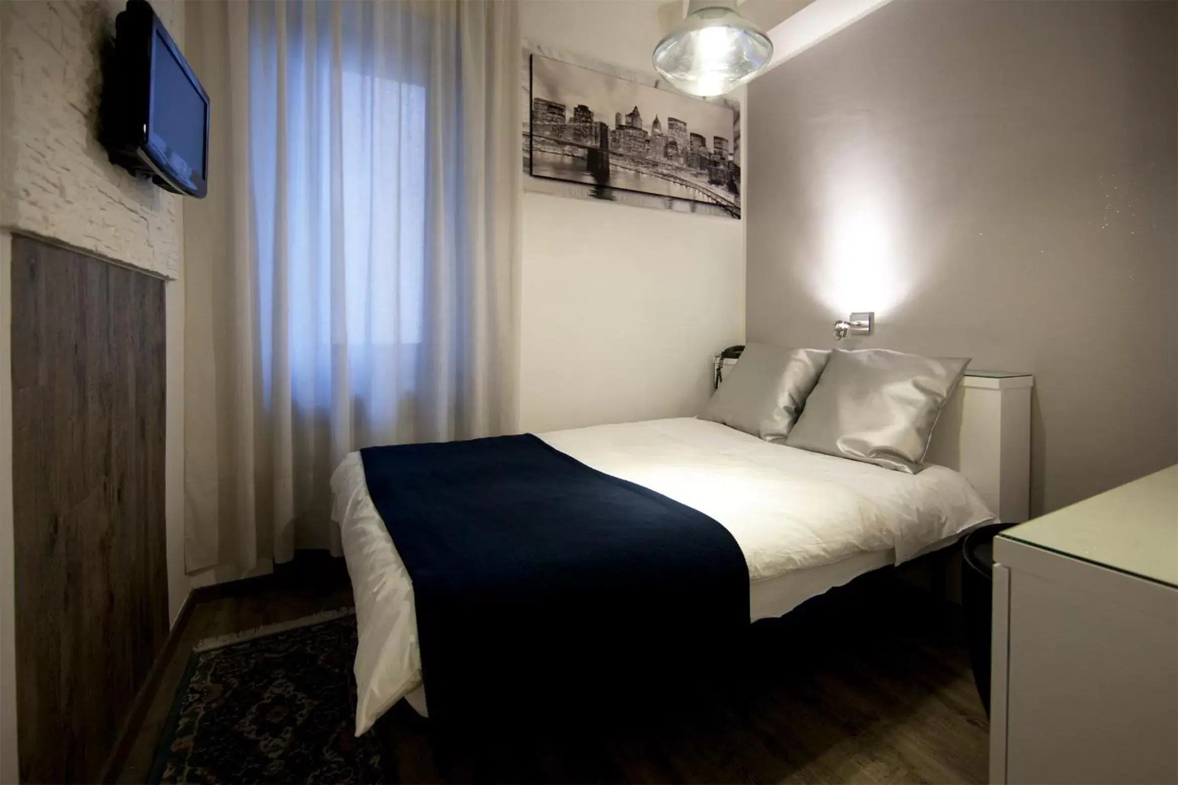 Economy Single Room in Piccolo Hotel Allamano Economy Single Room in Piccolo Hotel Allamano