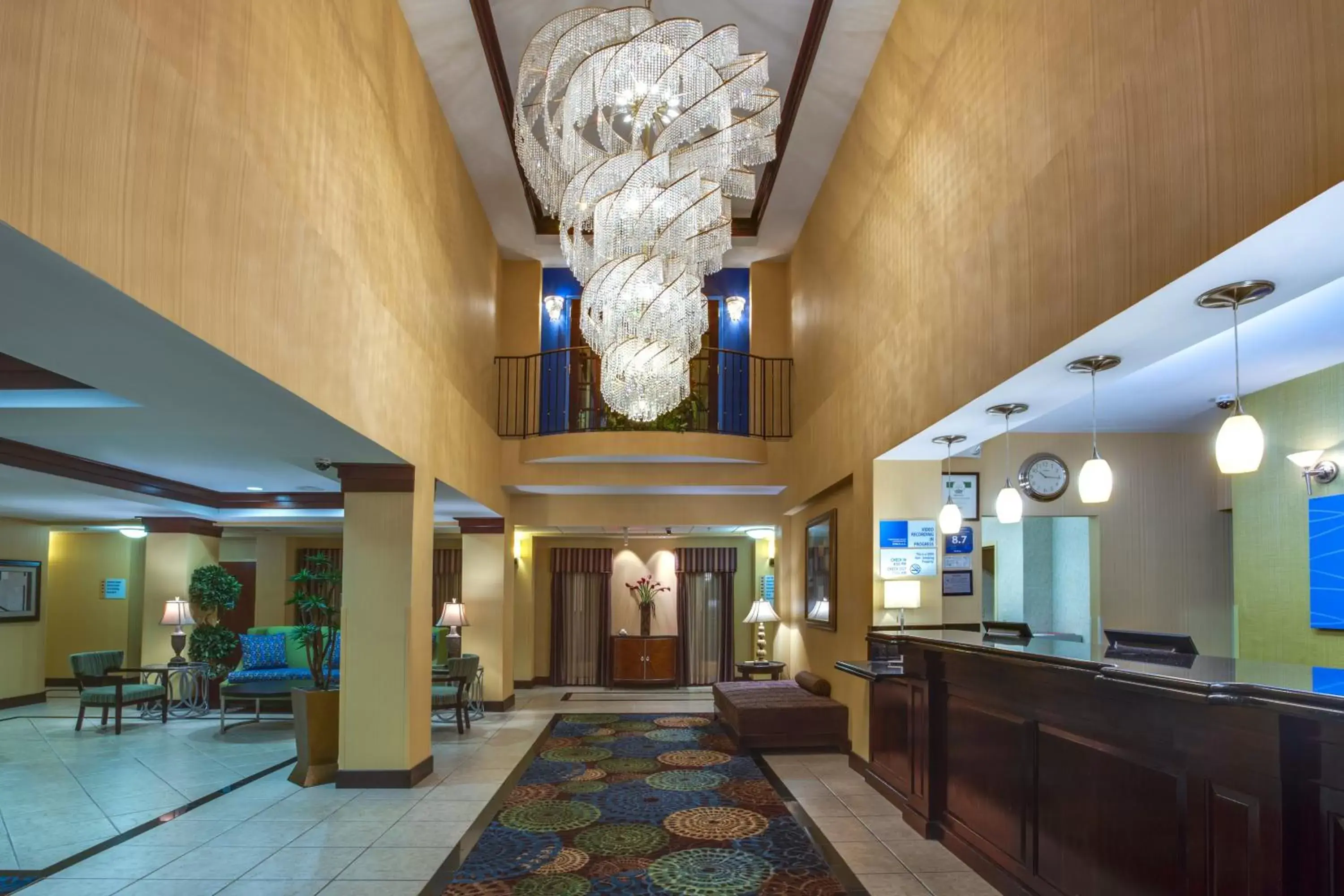 Property building, Lobby/Reception in Holiday Inn Express Tower Center New Brunswick, an IHG Hotel