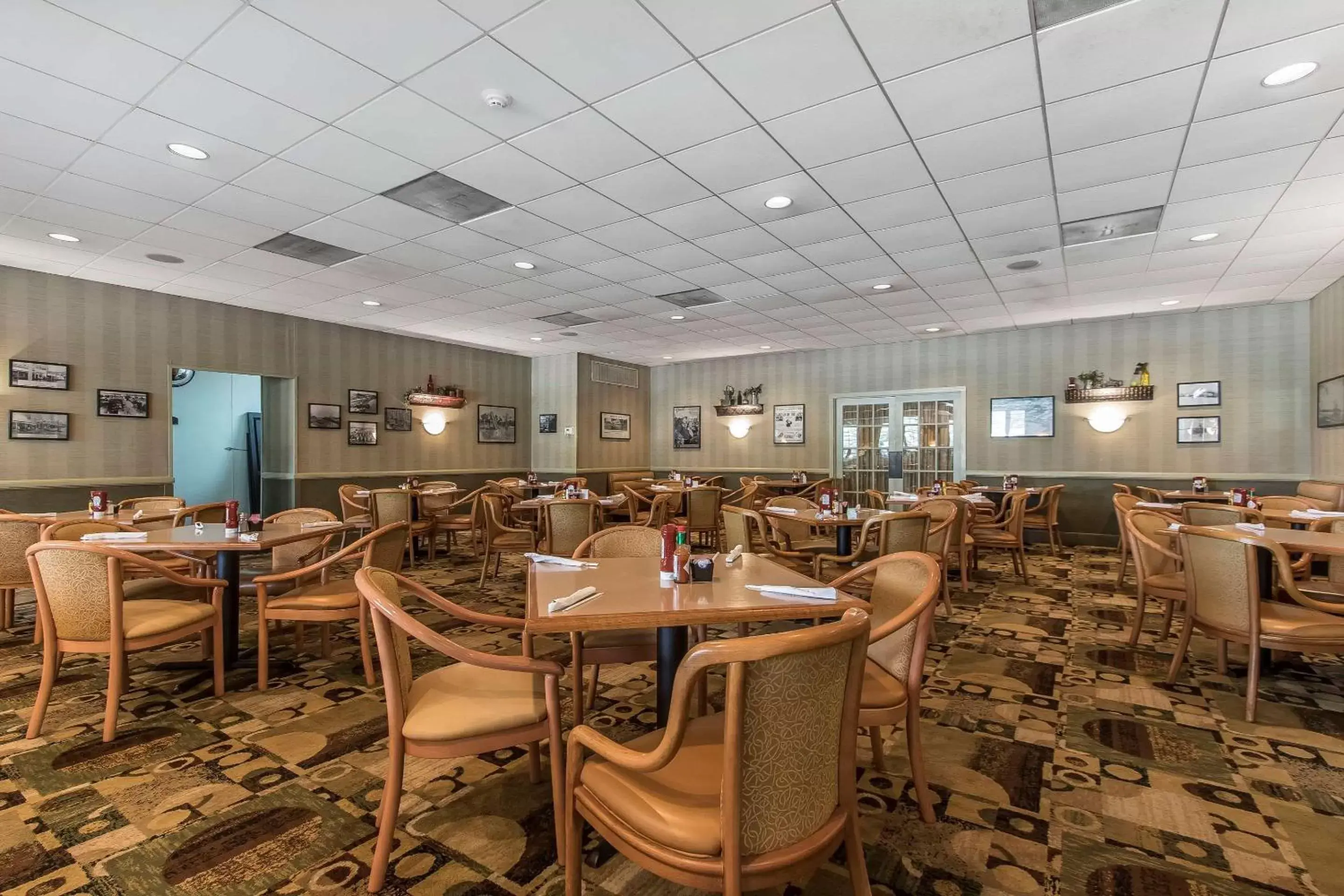 Restaurant/places to eat in Clarion Inn Morgan City Restaurant/places to eat in Clarion Inn Morgan City