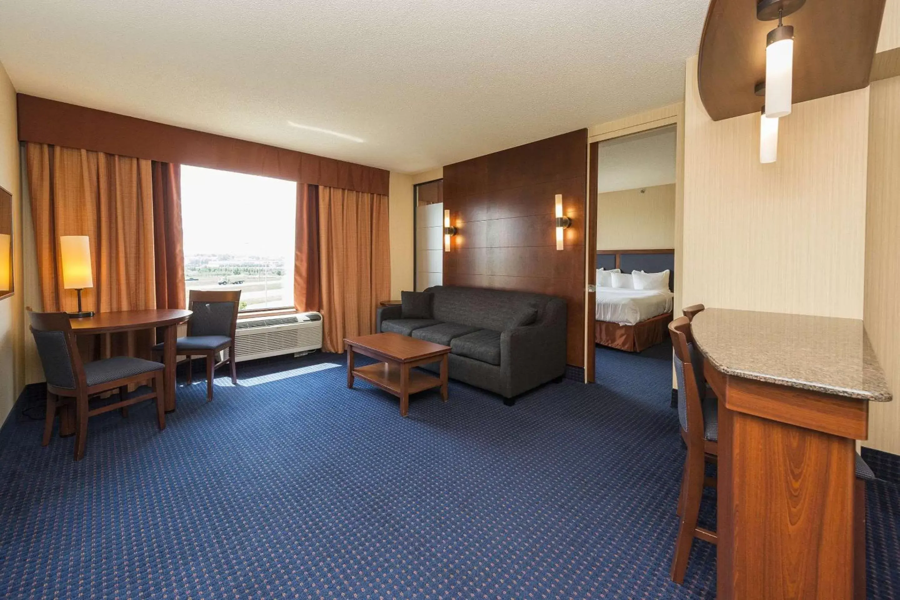 Photo of the whole room, Seating Area in Quality Inn & Suites Lévis