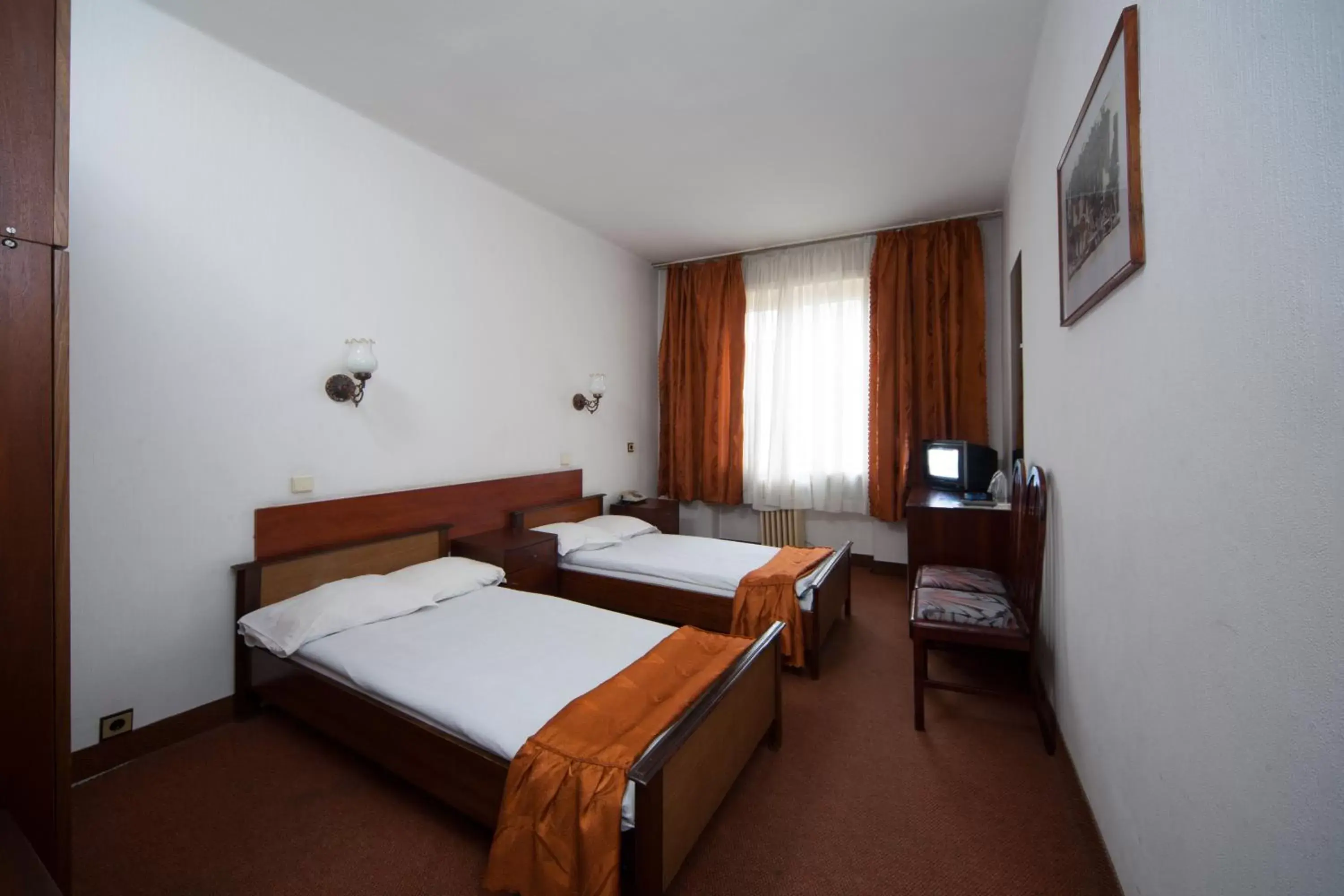 Photo of the whole room, Bed in Slavyanska Beseda Hotel