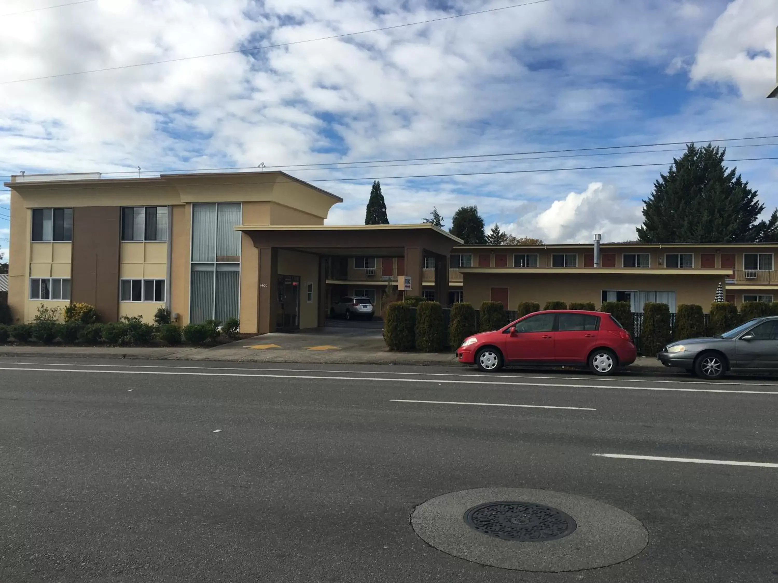 Street view, Property Building in Sunset Inn