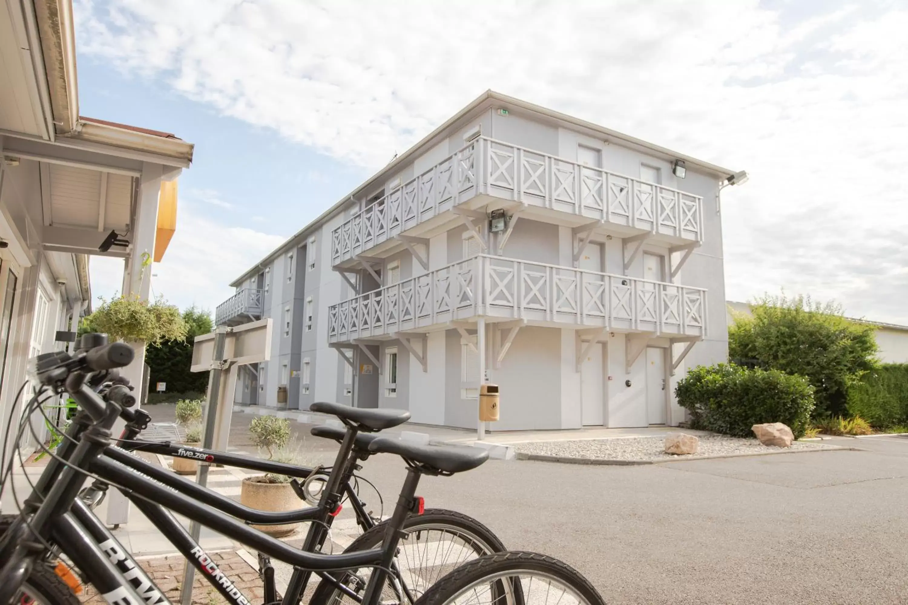 Property Building in Première Classe Lyon Sud - Pierre Bénite